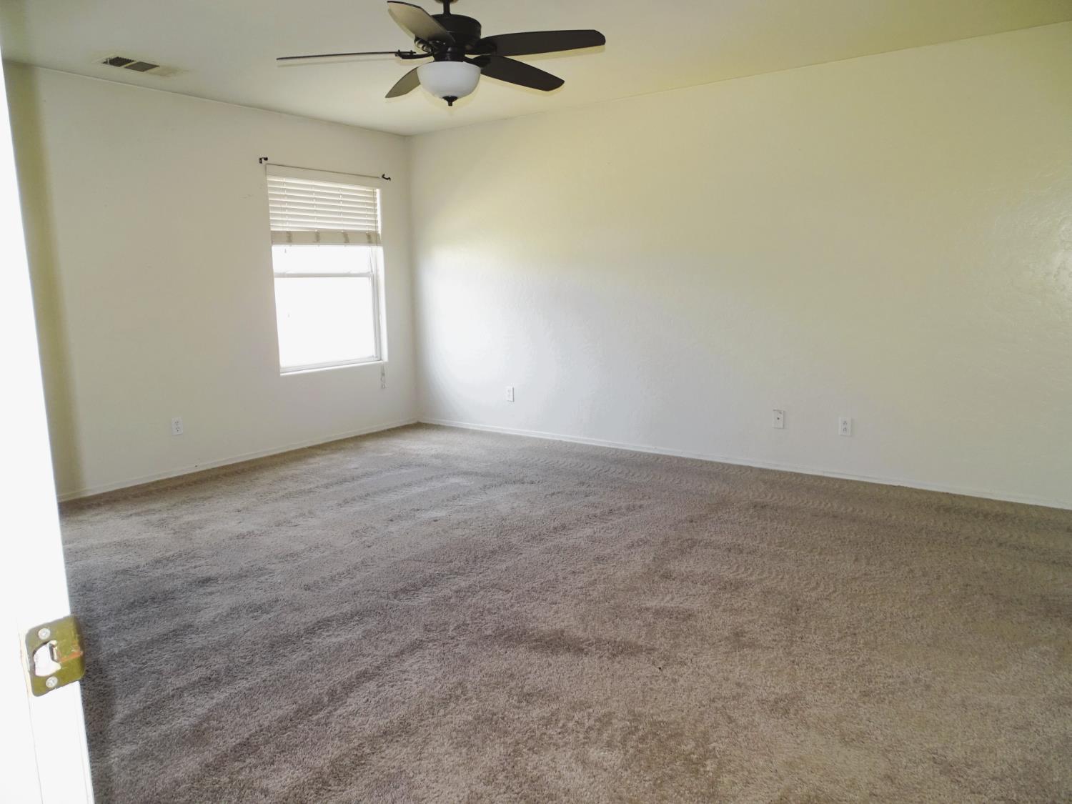 1325 S Bailey, Fresno, CA 93727