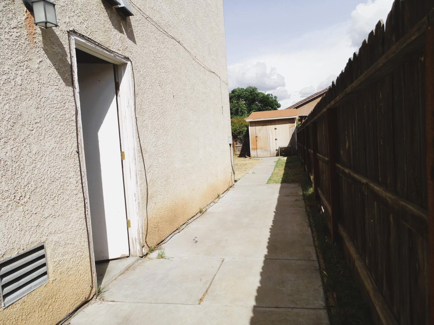 1325 S Bailey, Fresno, CA 93727