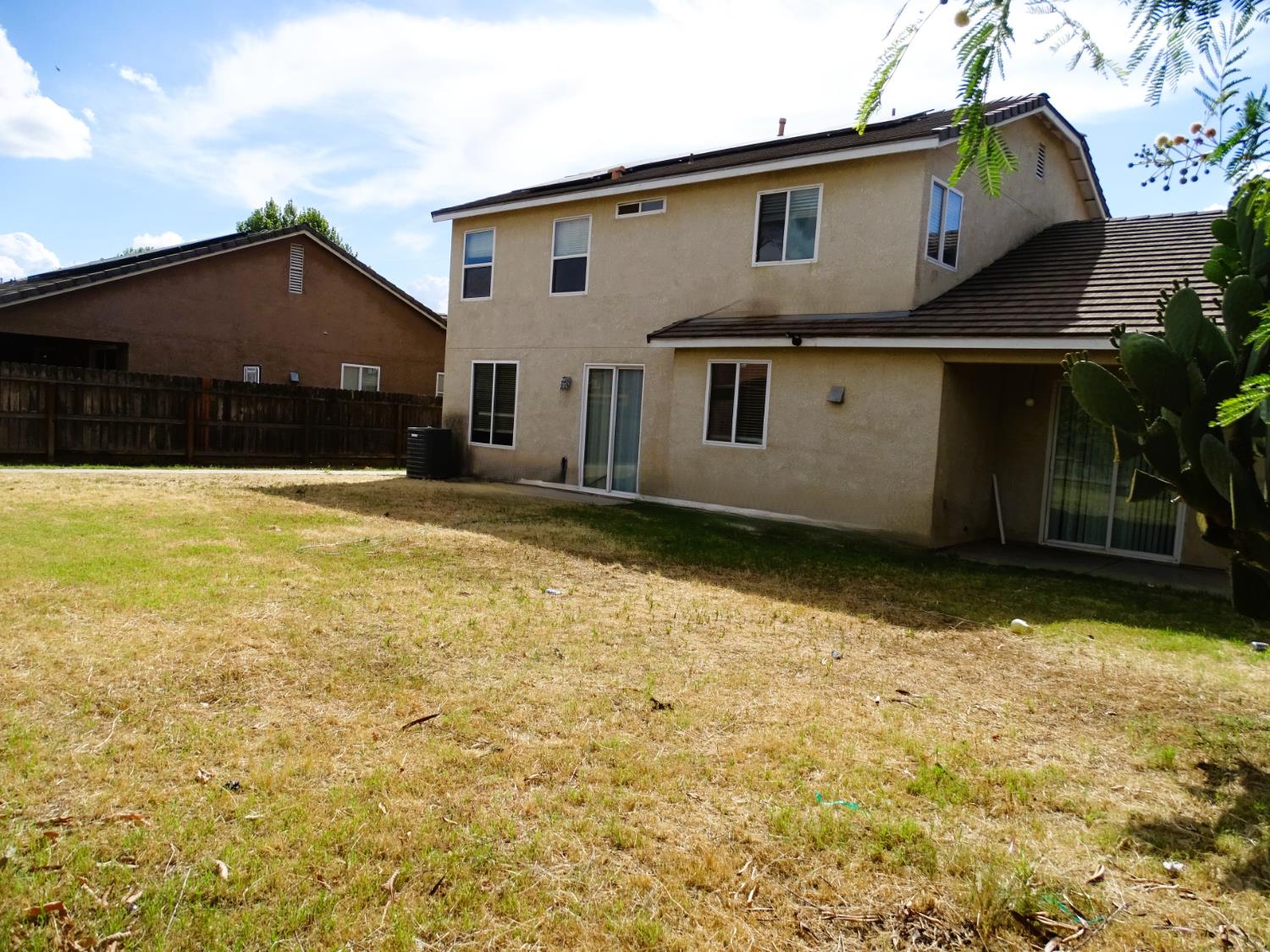 1325 S Bailey, Fresno, CA 93727