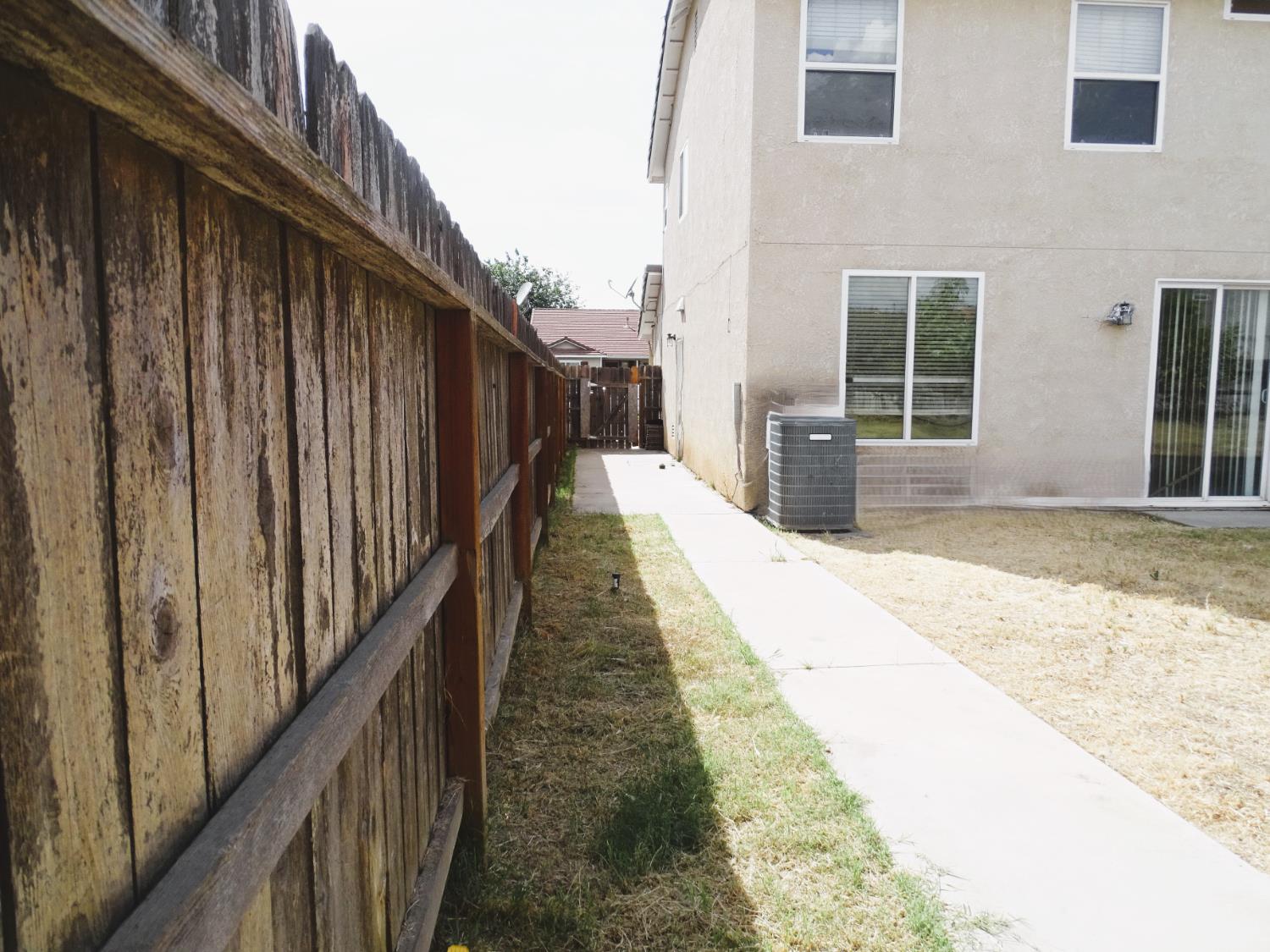 1325 S Bailey, Fresno, CA 93727