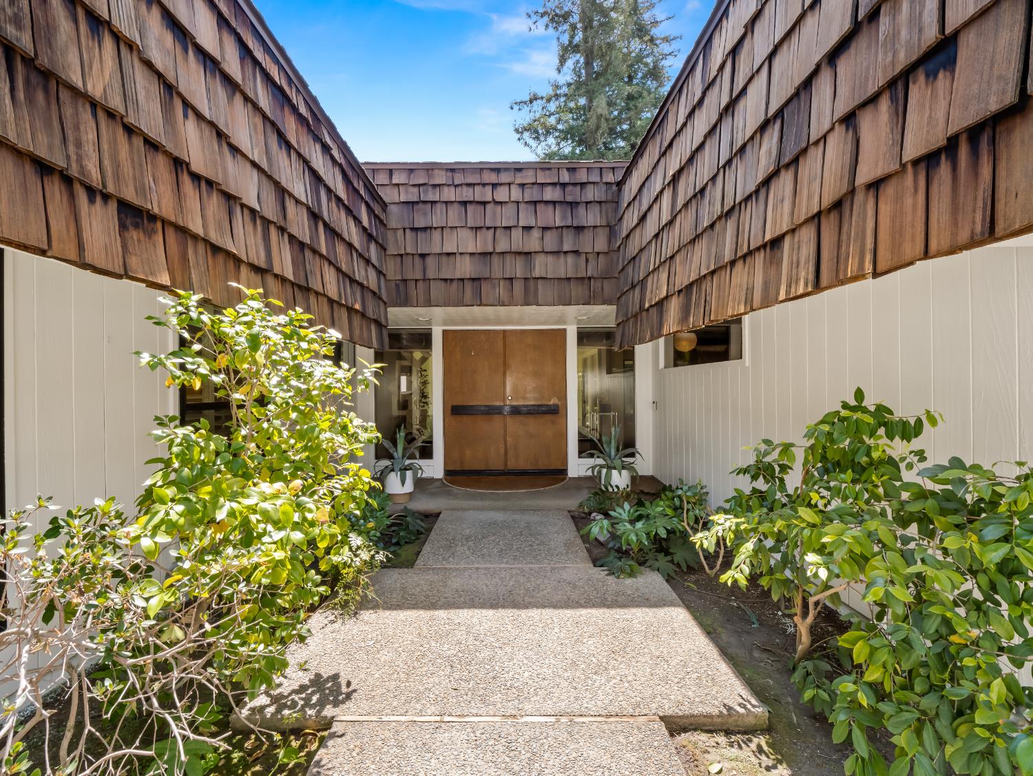 3715 W Birch Ave, Fresno, CA 93711