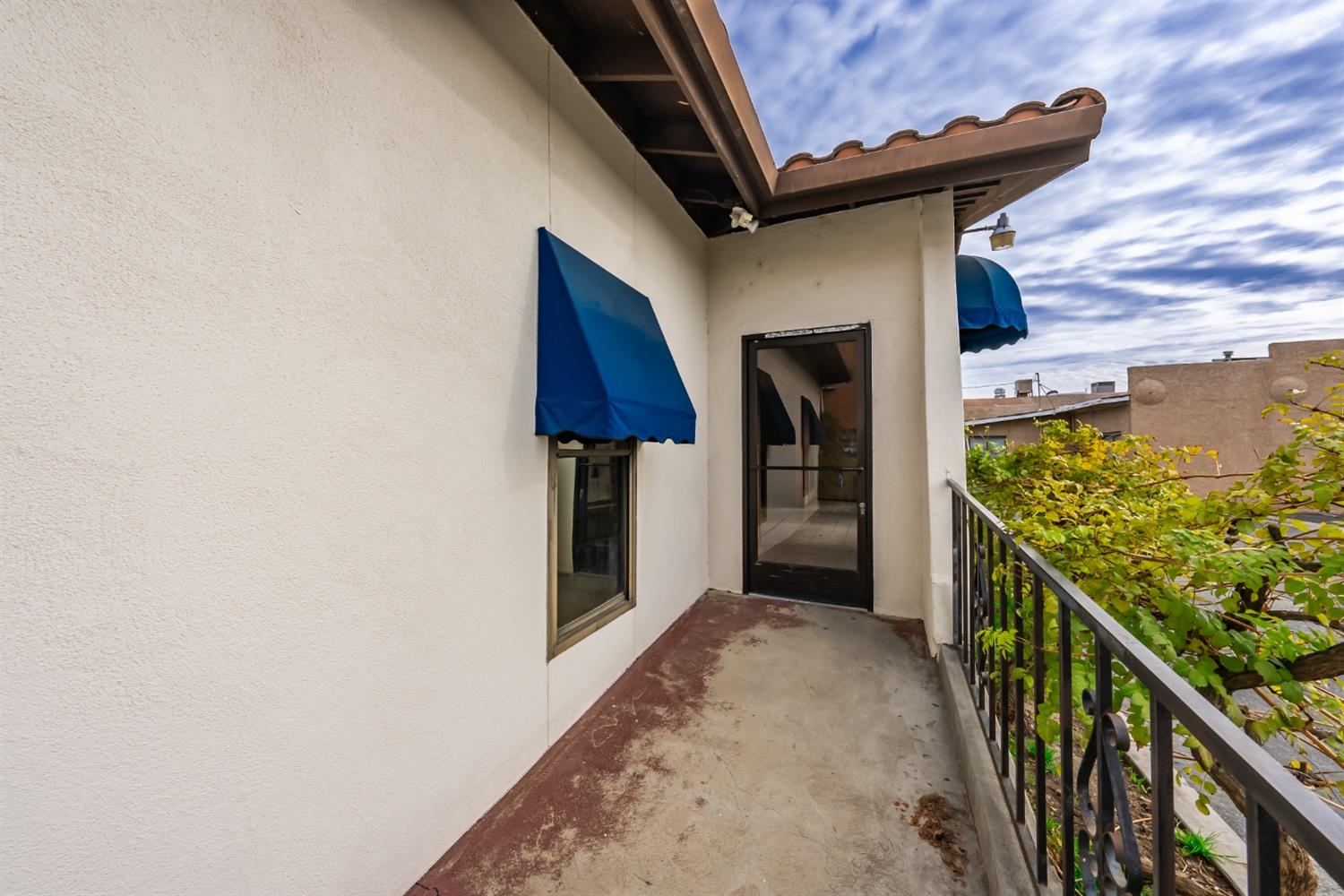 927 O St, Firebaugh, CA 93622