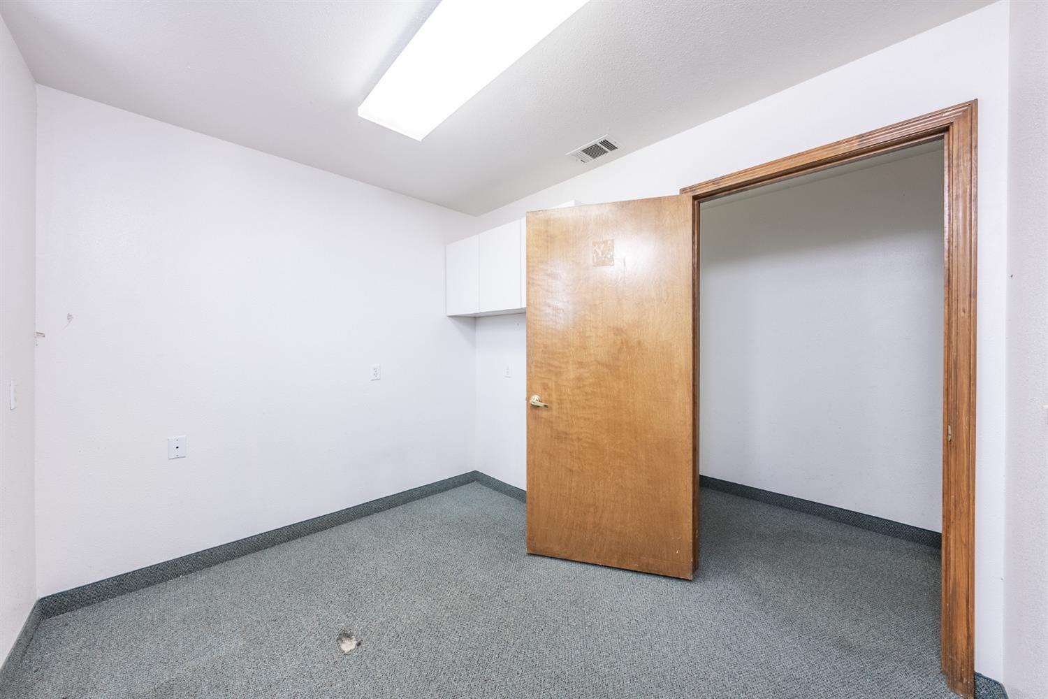 927 O St, Firebaugh, CA 93622