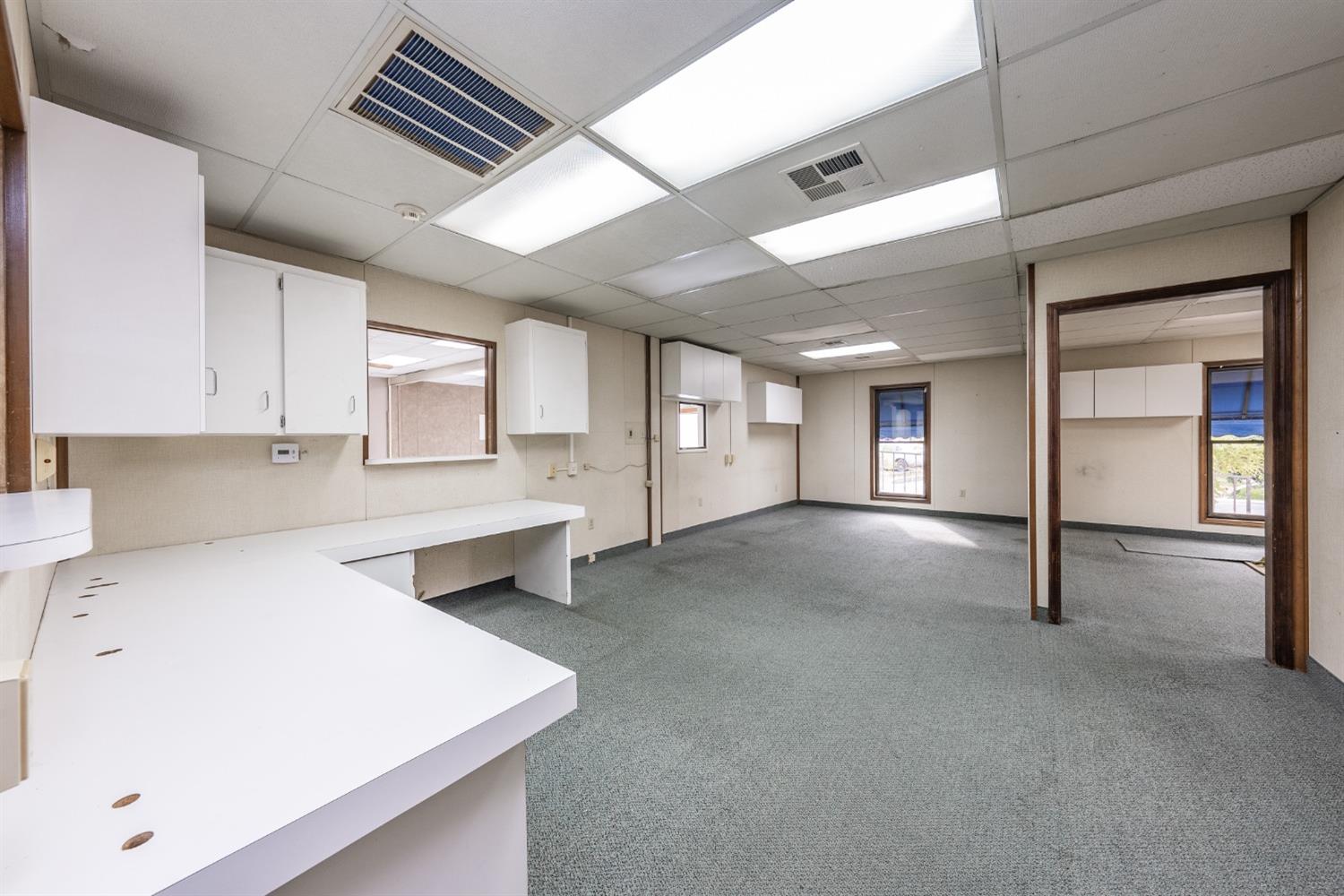 927 O St, Firebaugh, CA 93622