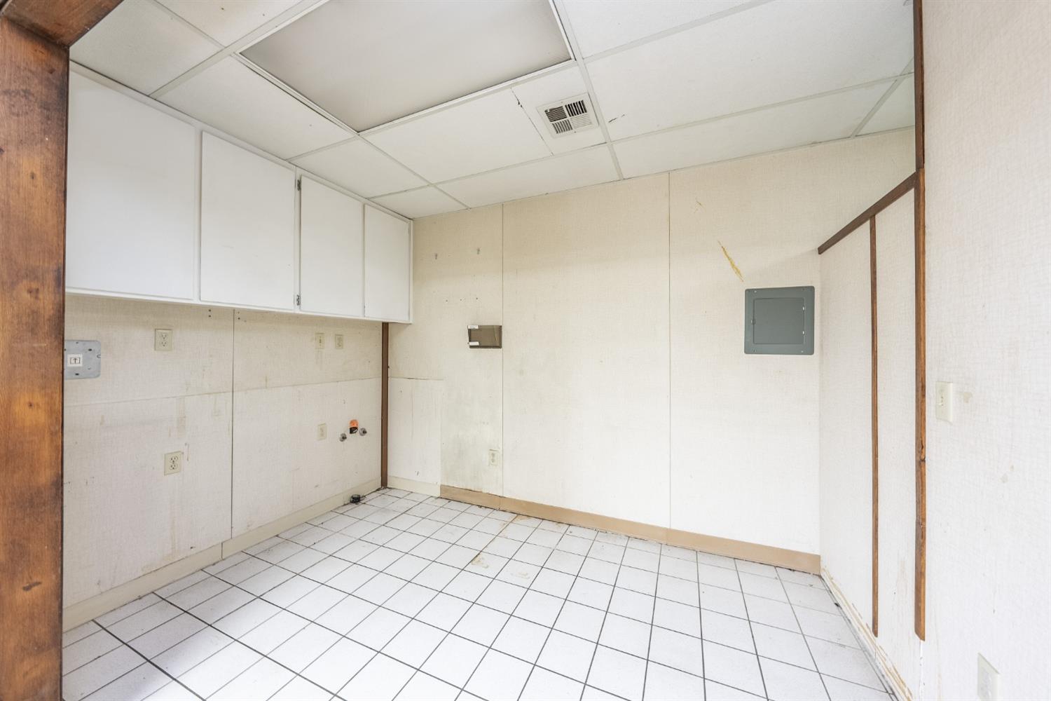 927 O St, Firebaugh, CA 93622