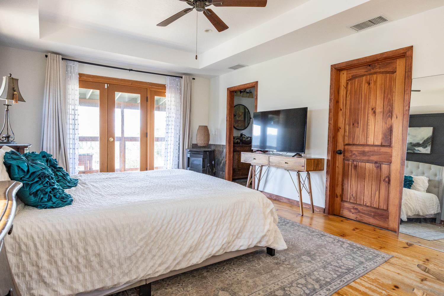 42366 Holiday Way, Coarsegold, CA 93614