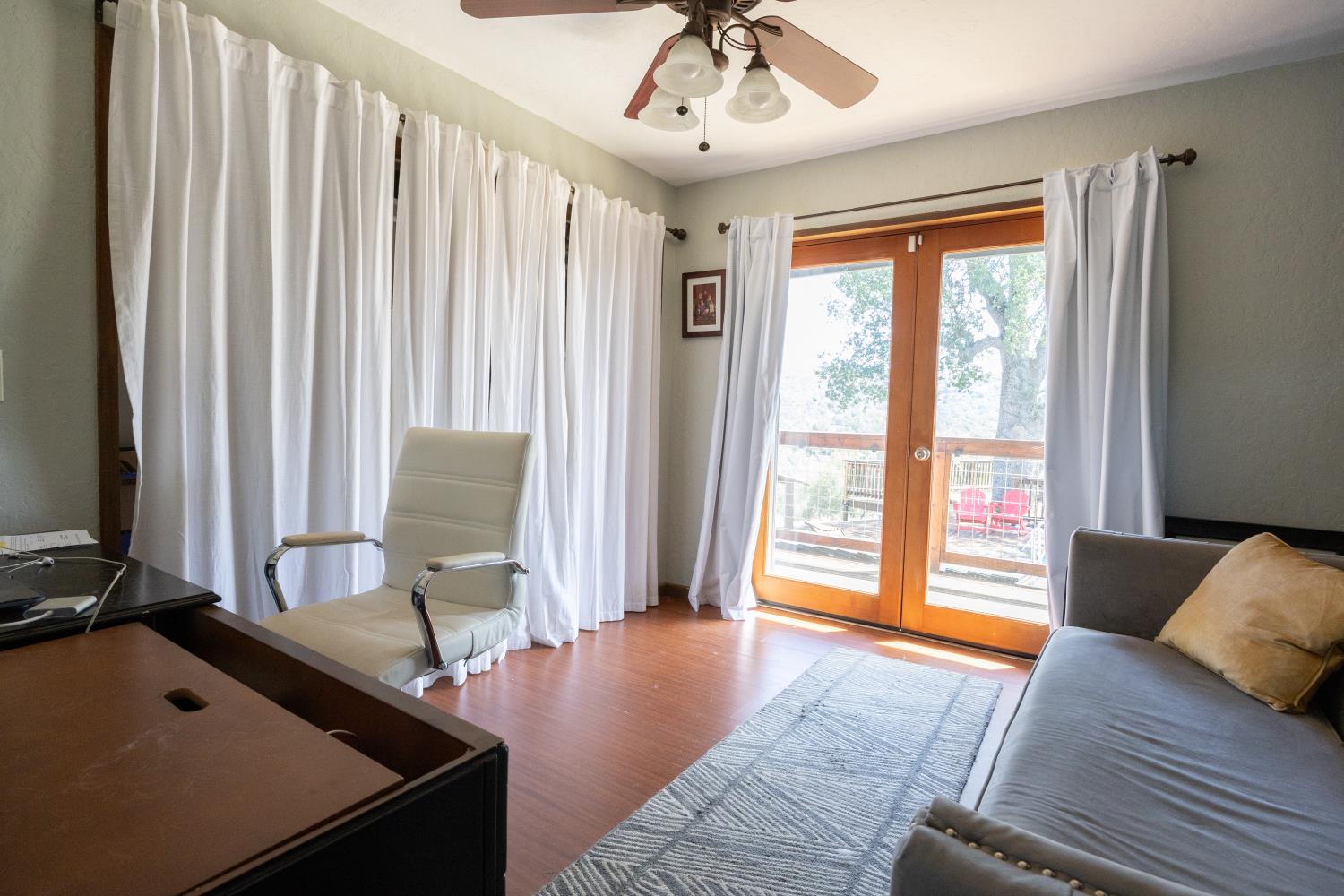 42366 Holiday Way, Coarsegold, CA 93614