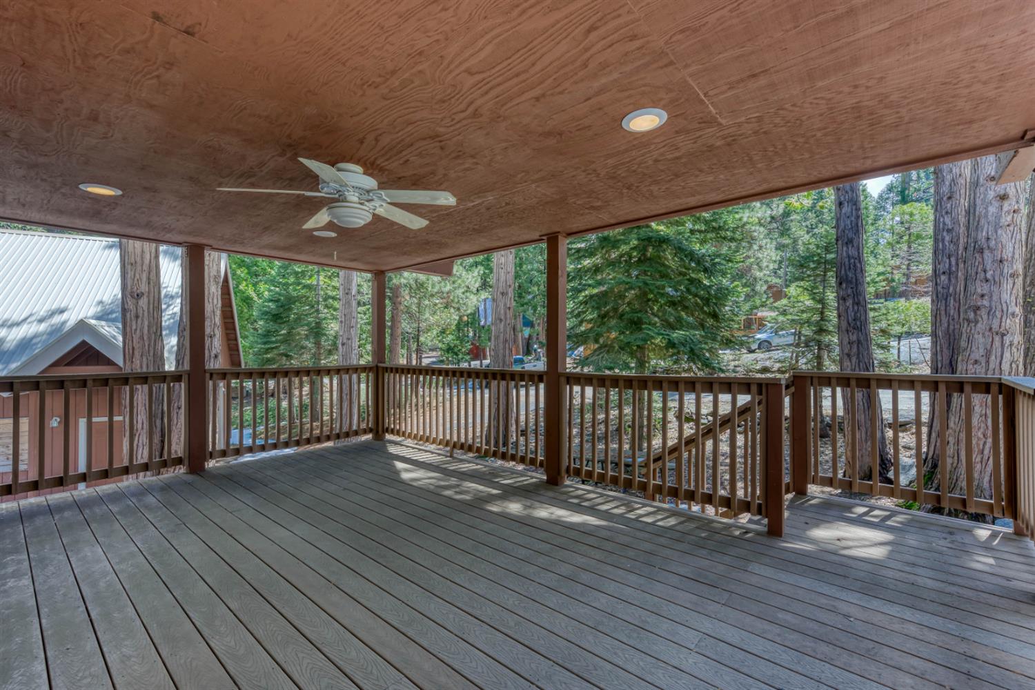 41336 Timber Dr, Shaver Lake, CA 93664