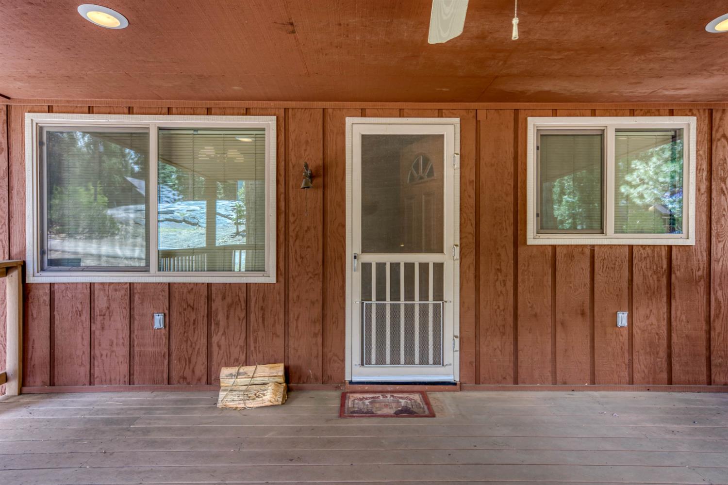 41336 Timber Dr, Shaver Lake, CA 93664