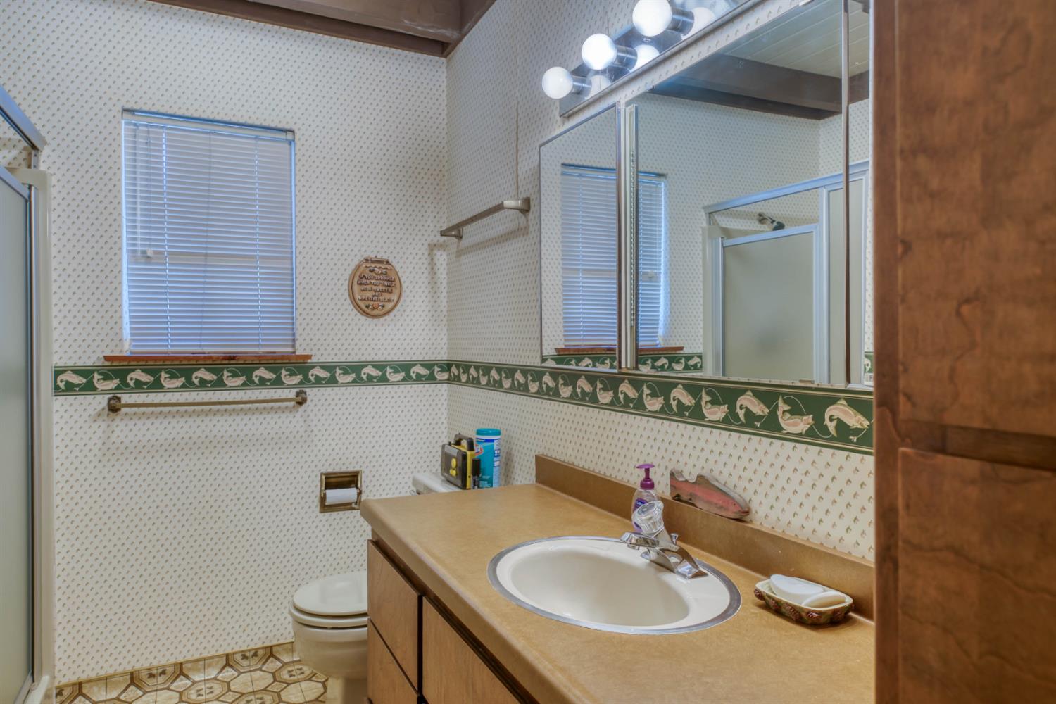 41336 Timber Dr, Shaver Lake, CA 93664