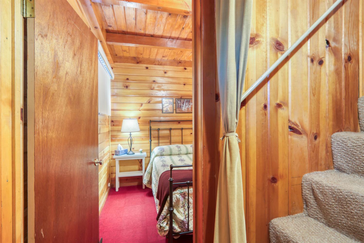 41336 Timber Dr, Shaver Lake, CA 93664