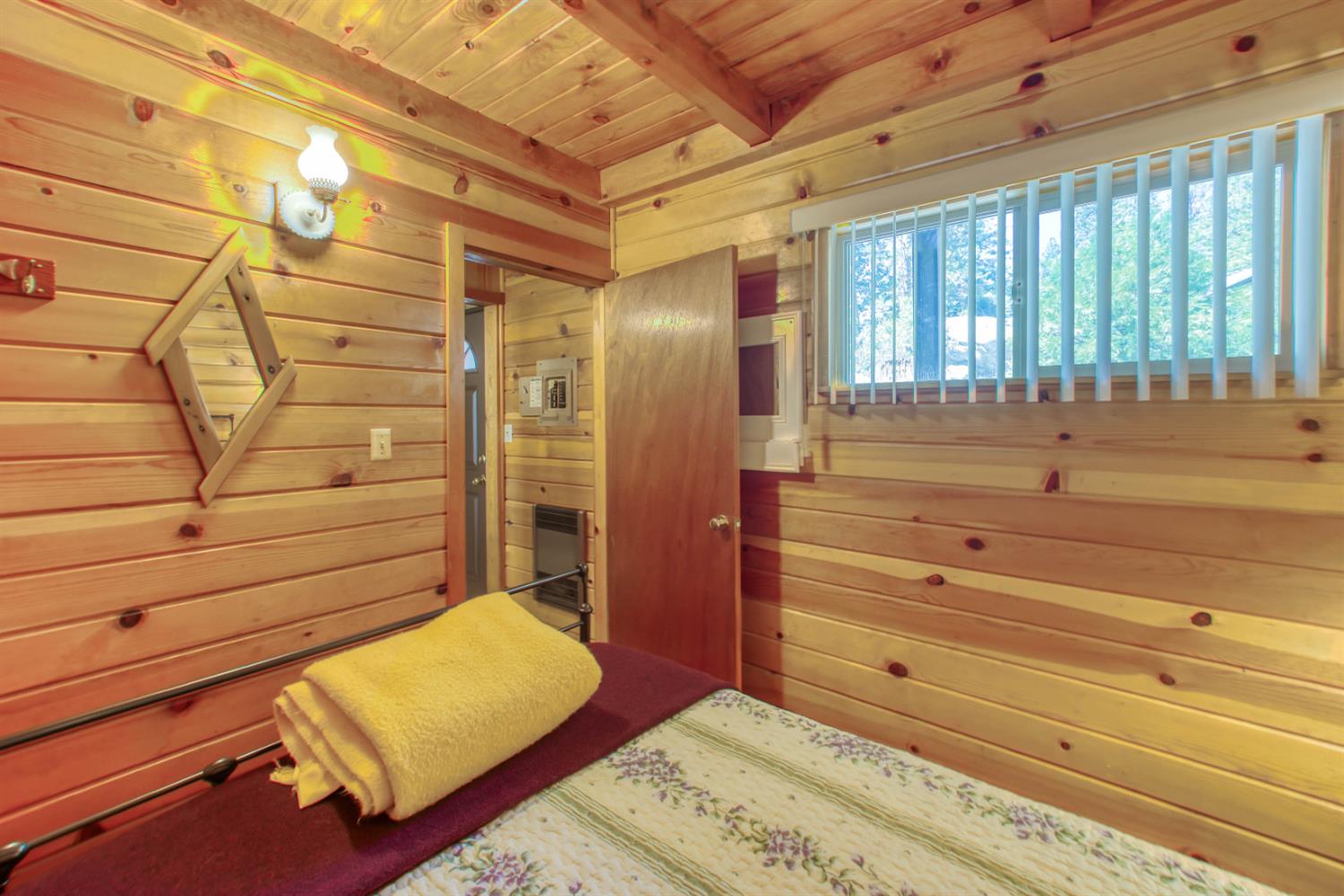 41336 Timber Dr, Shaver Lake, CA 93664