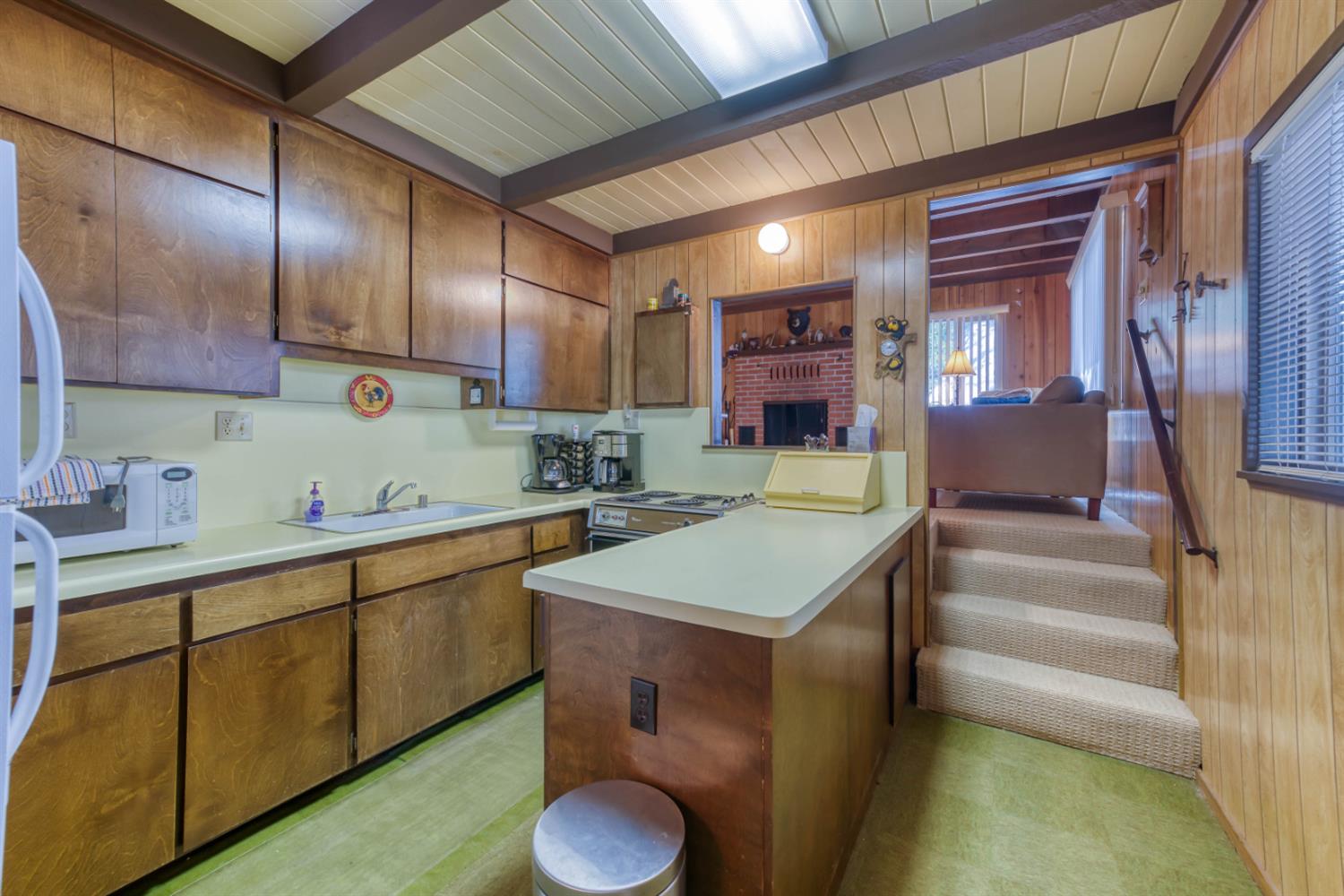 41336 Timber Dr, Shaver Lake, CA 93664