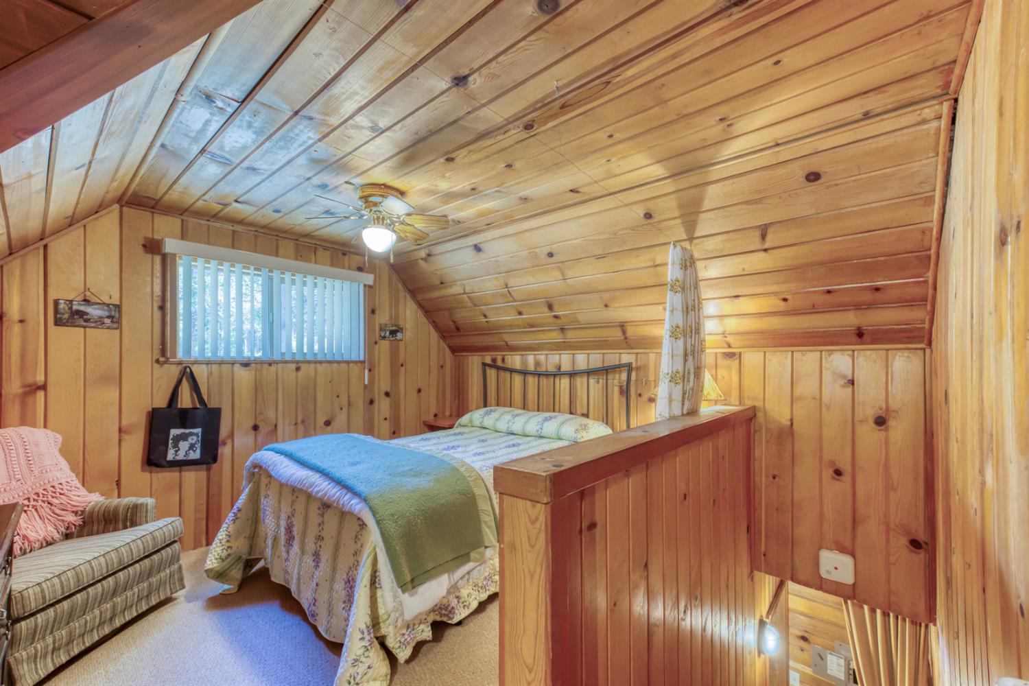 41336 Timber Dr, Shaver Lake, CA 93664