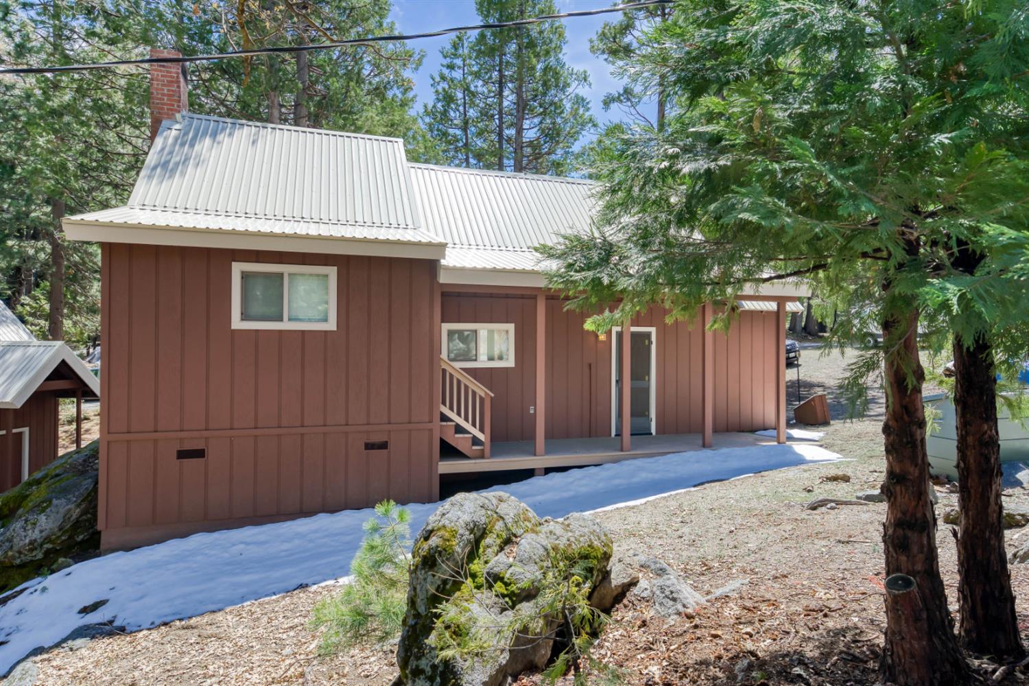 41336 Timber Dr, Shaver Lake, CA 93664