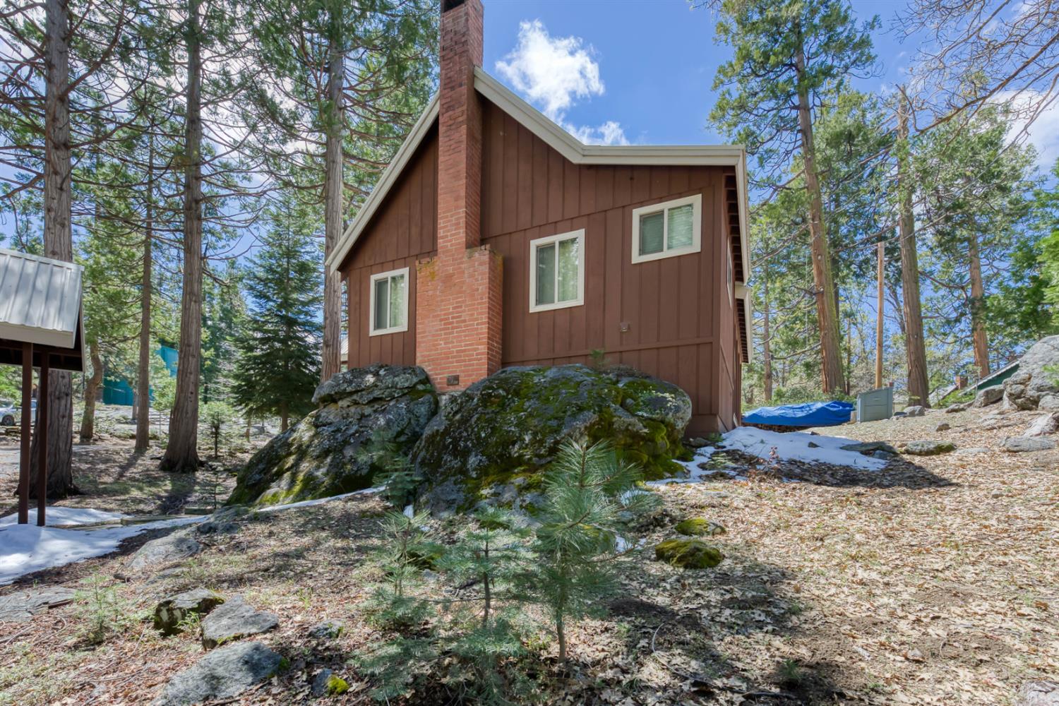 41336 Timber Dr, Shaver Lake, CA 93664