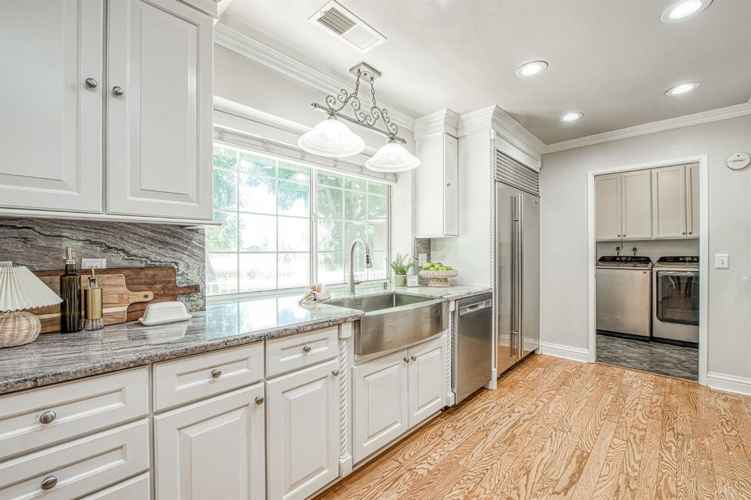 6345 N Bethel Ave, Clovis, CA 93619