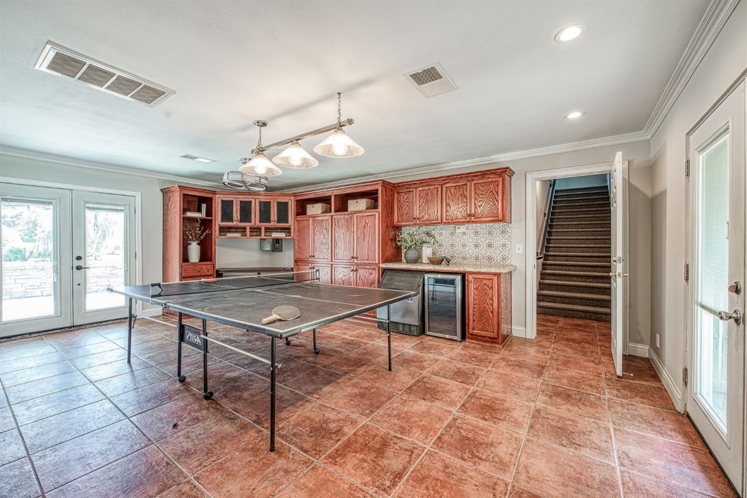 6345 N Bethel Ave, Clovis, CA 93619