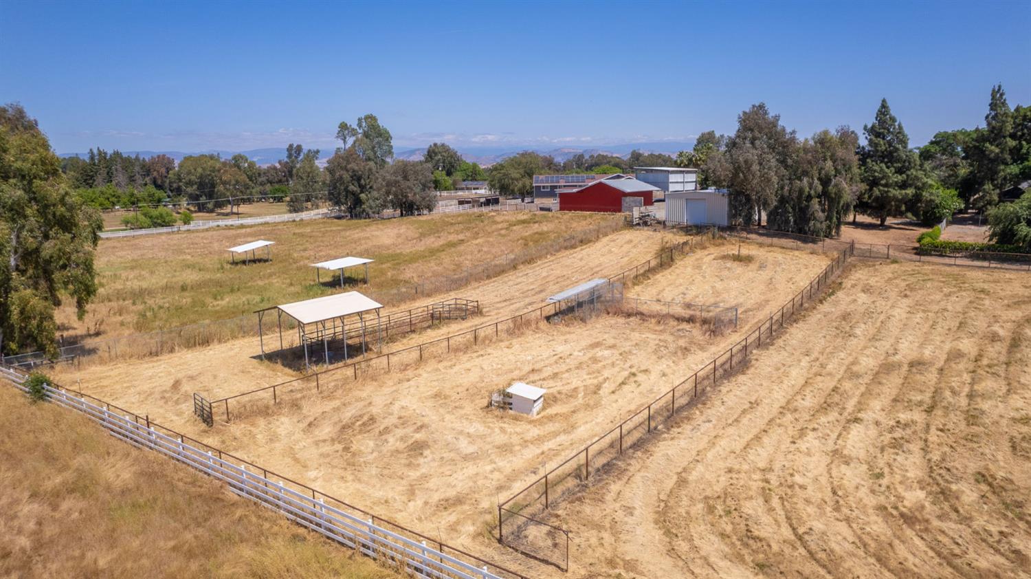 6345 N Bethel Ave, Clovis, CA 93619