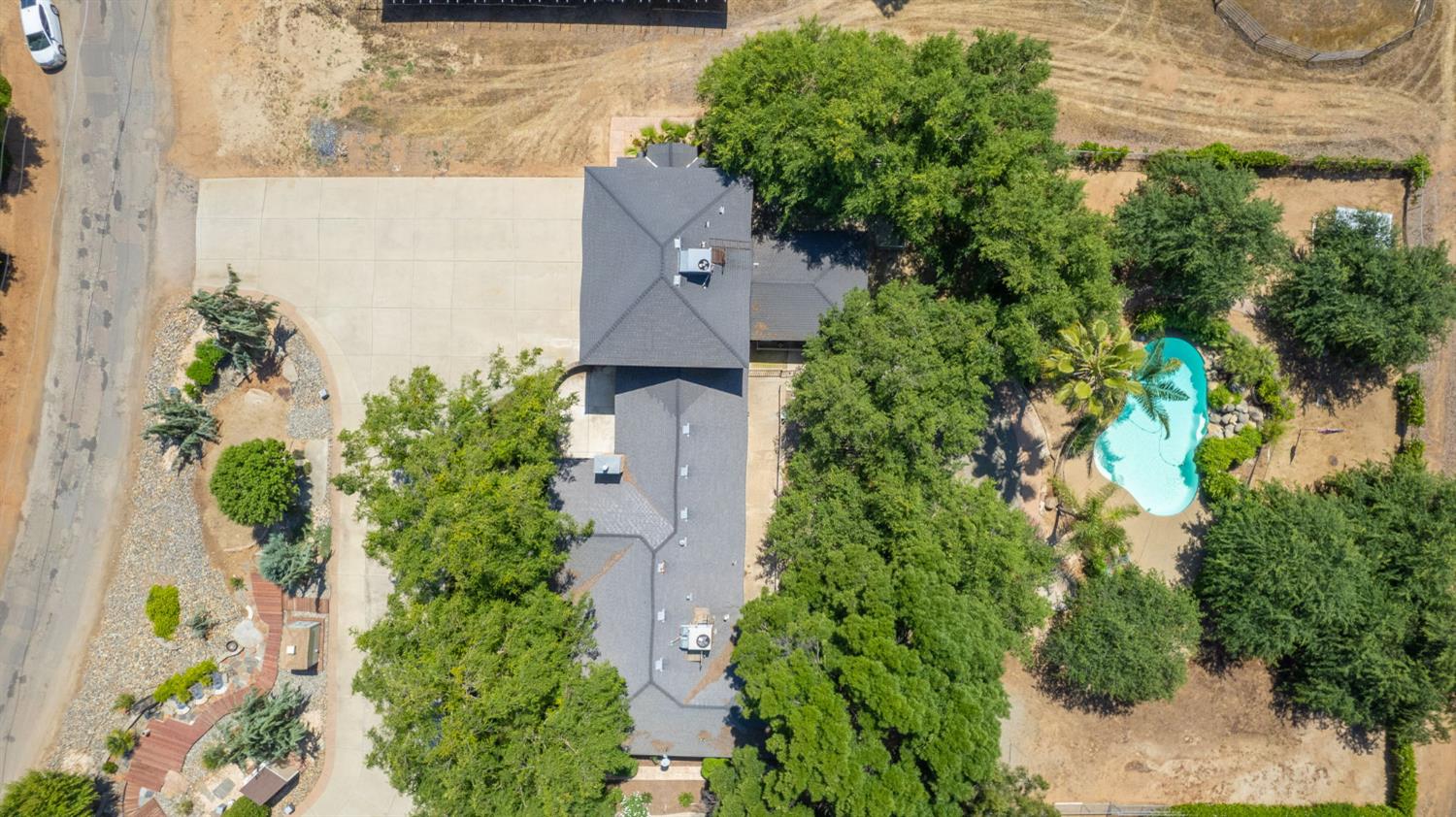 6345 N Bethel Ave, Clovis, CA 93619