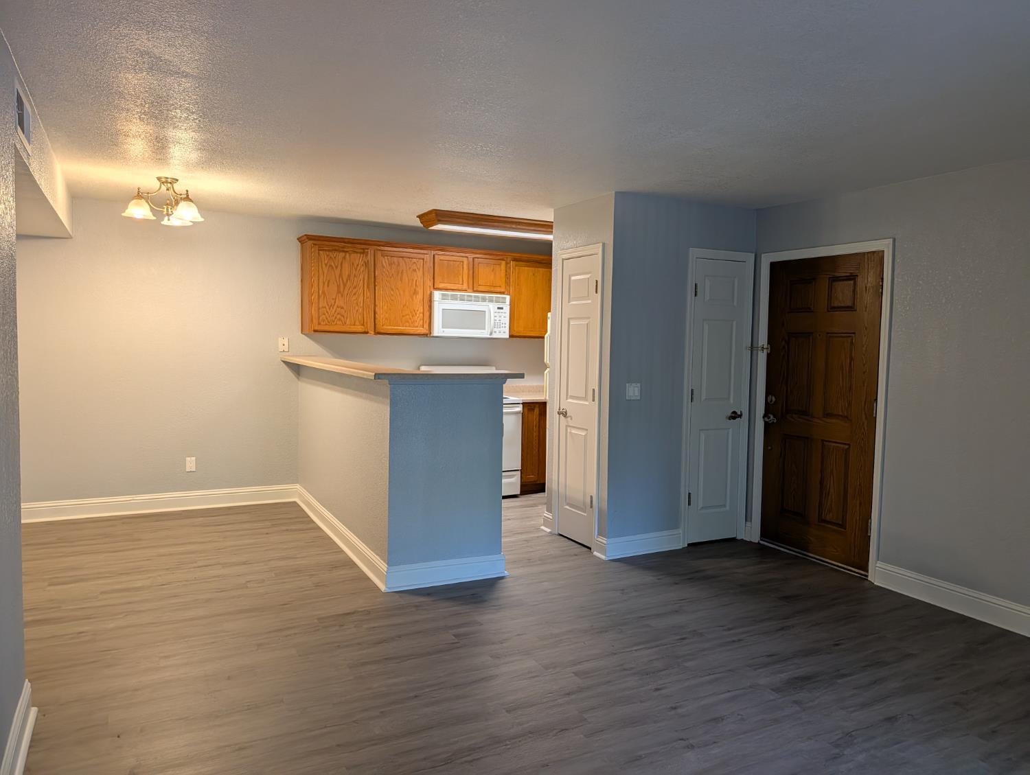 2909 Huntington Blvd #205, Fresno, CA 93721