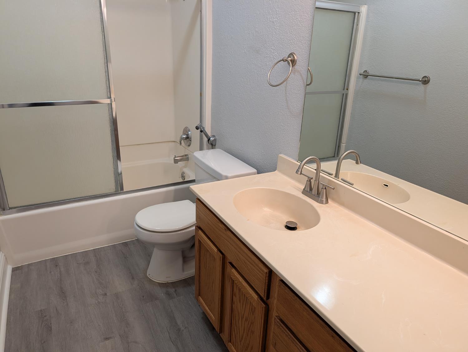 2909 Huntington Blvd #205, Fresno, CA 93721