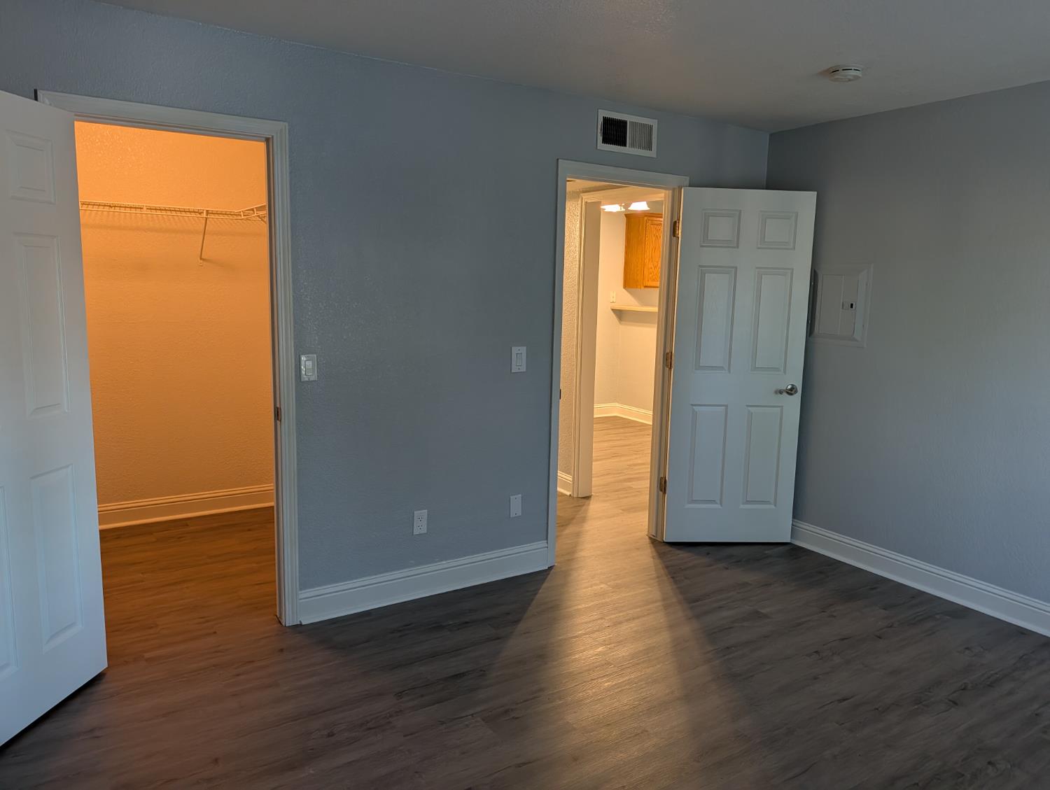 2909 Huntington Blvd #205, Fresno, CA 93721