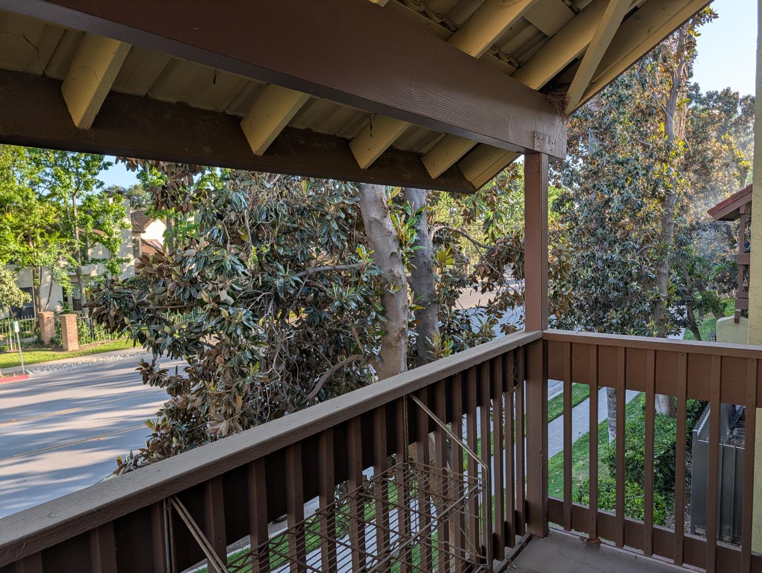 2909 Huntington Blvd #205, Fresno, CA 93721