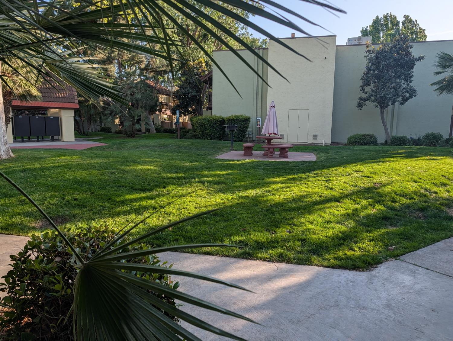 2909 Huntington Blvd #205, Fresno, CA 93721