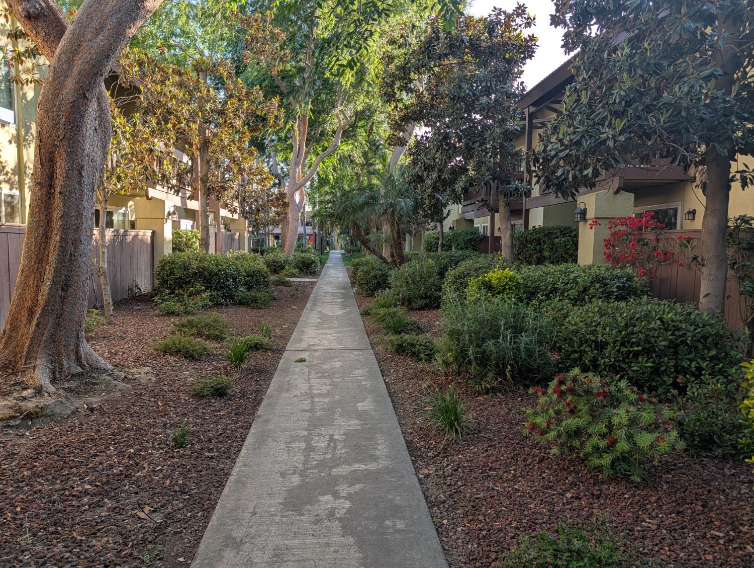 2909 Huntington Blvd #205, Fresno, CA 93721