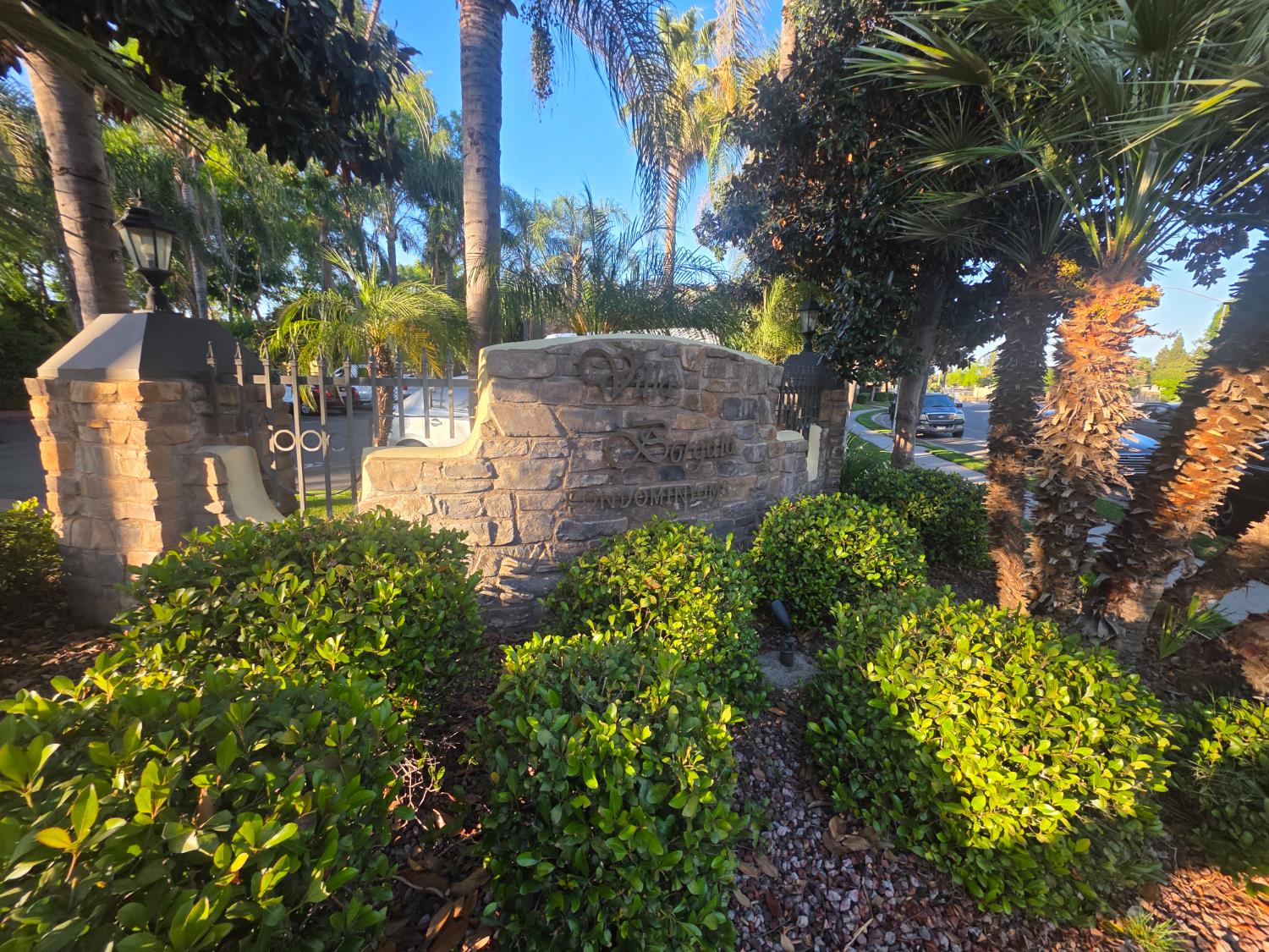 2909 Huntington Blvd #205, Fresno, CA 93721