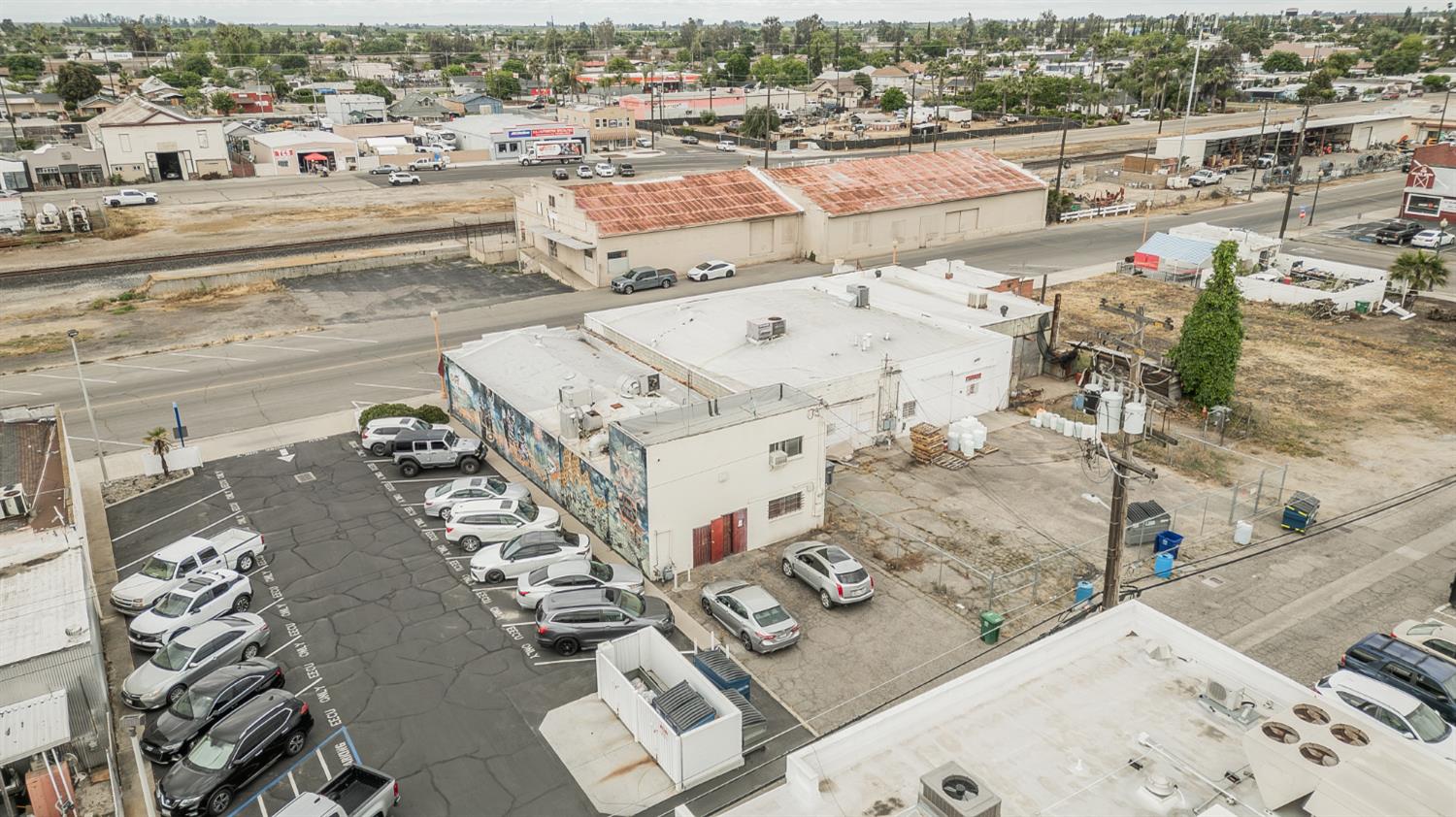 2030 E Front St, Selma, CA 93662