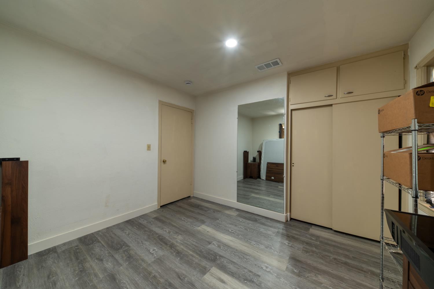 1004 W Pontiac Way, Fresno, CA 93705