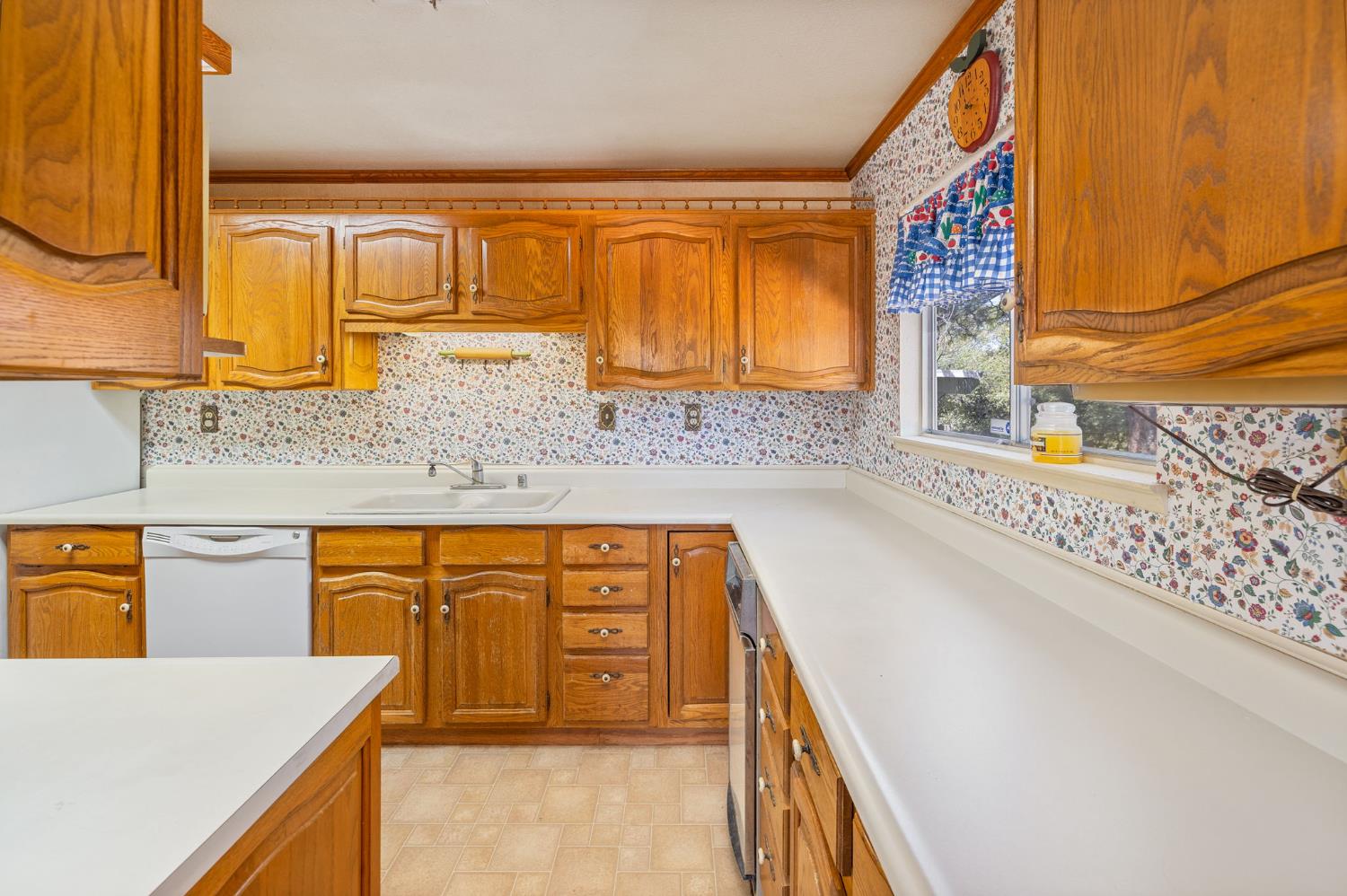 54481 Pinchot Dr, North Fork, CA 93643