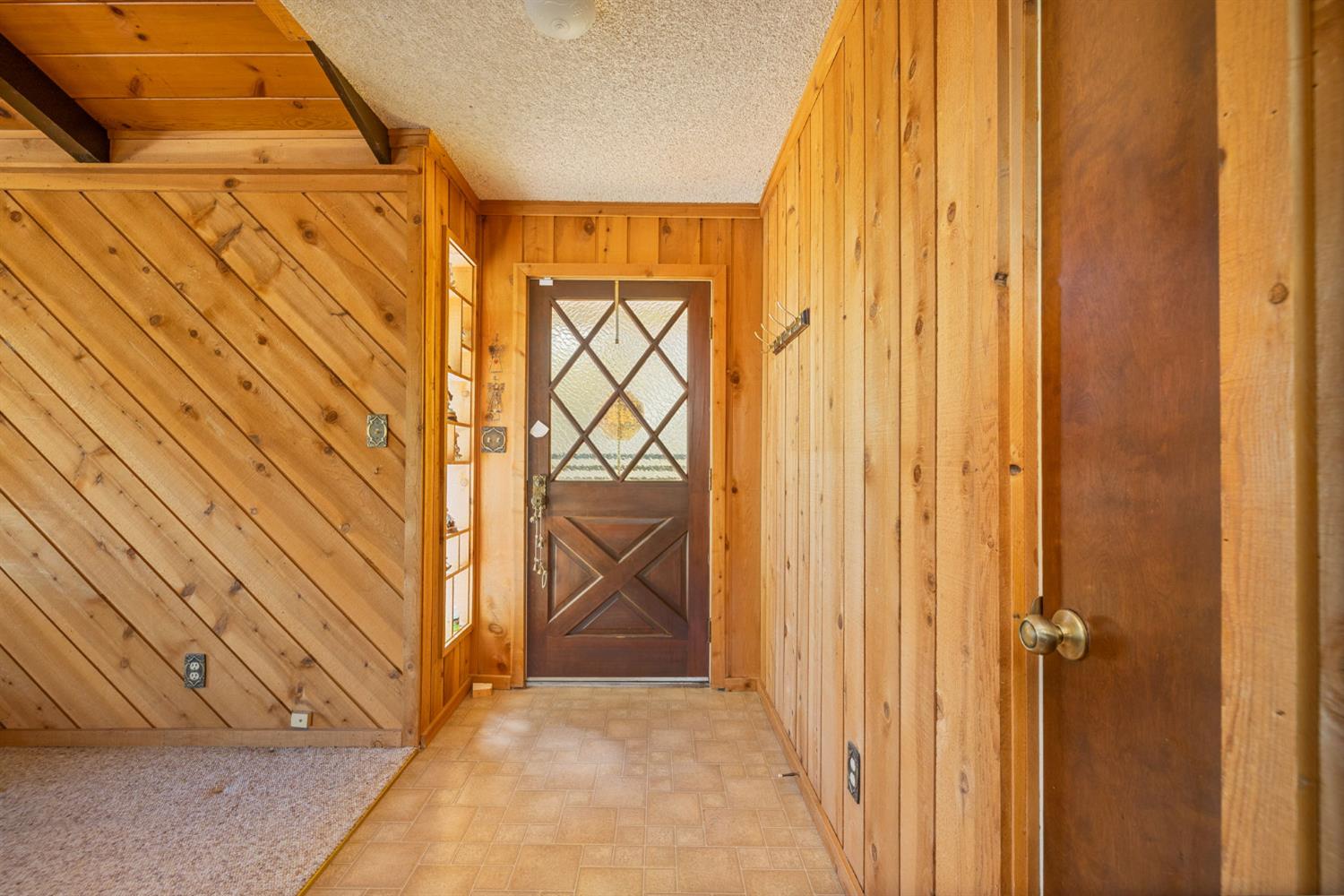 54481 Pinchot Dr, North Fork, CA 93643