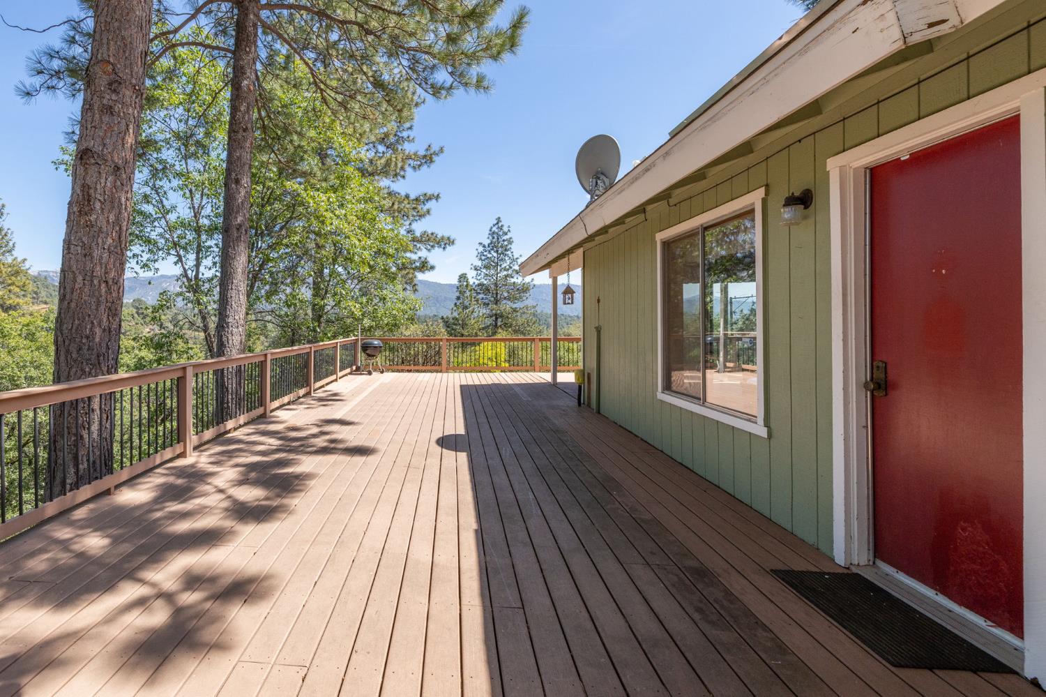 54481 Pinchot Dr, North Fork, CA 93643