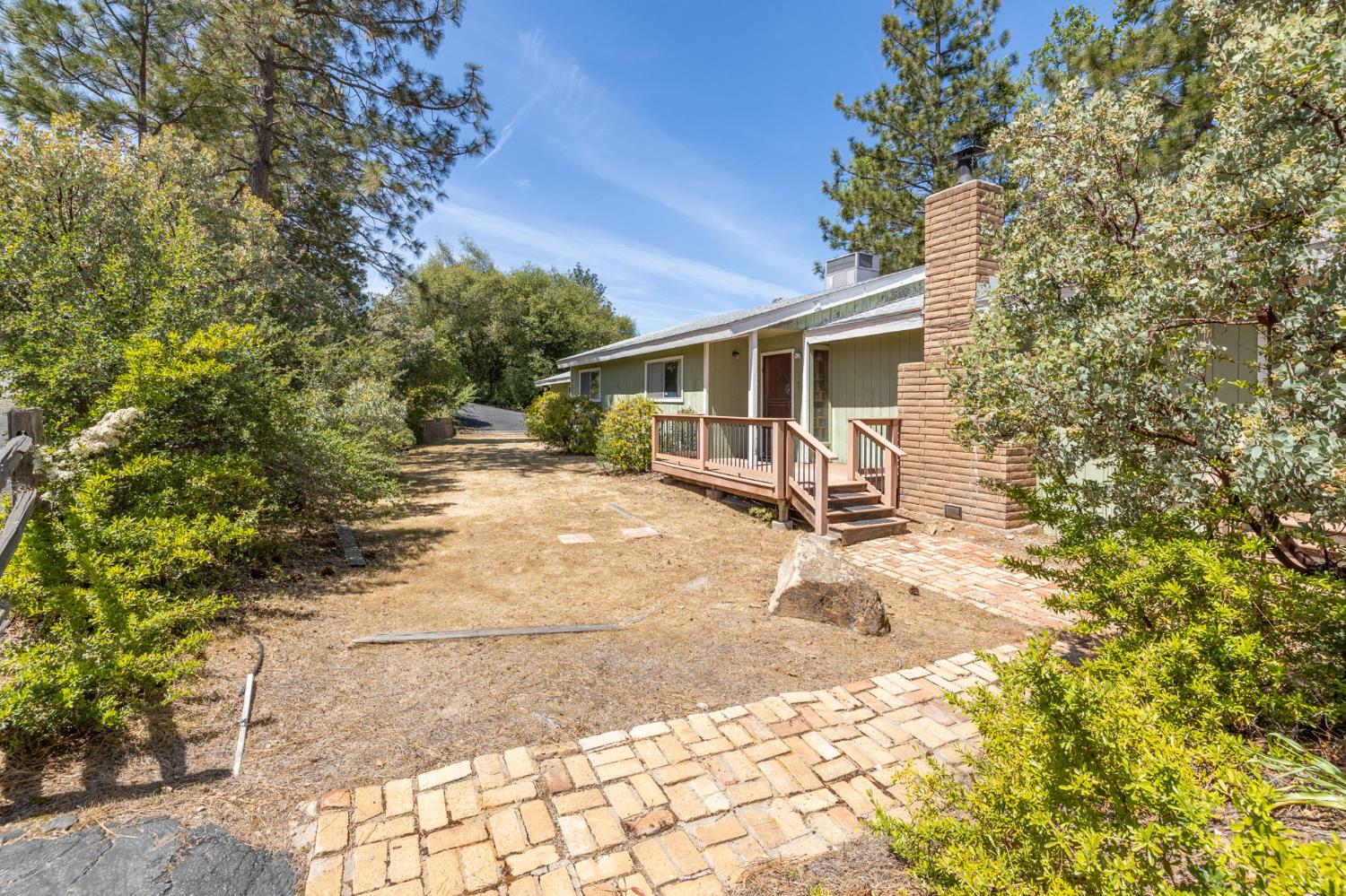 54481 Pinchot Dr, North Fork, CA 93643