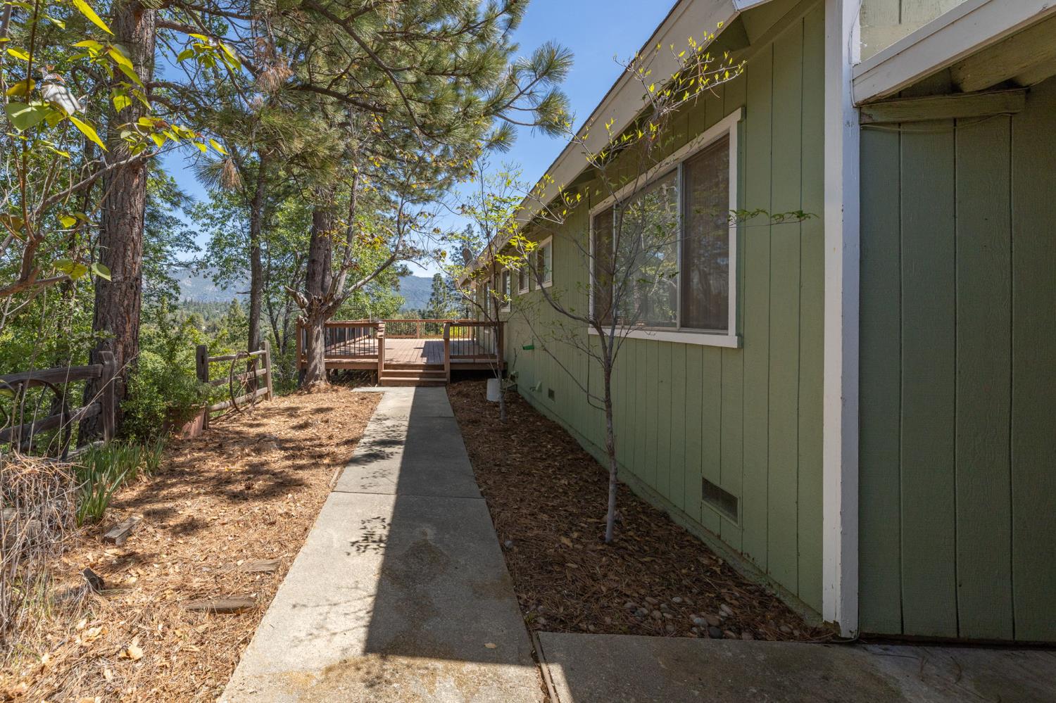 54481 Pinchot Dr, North Fork, CA 93643