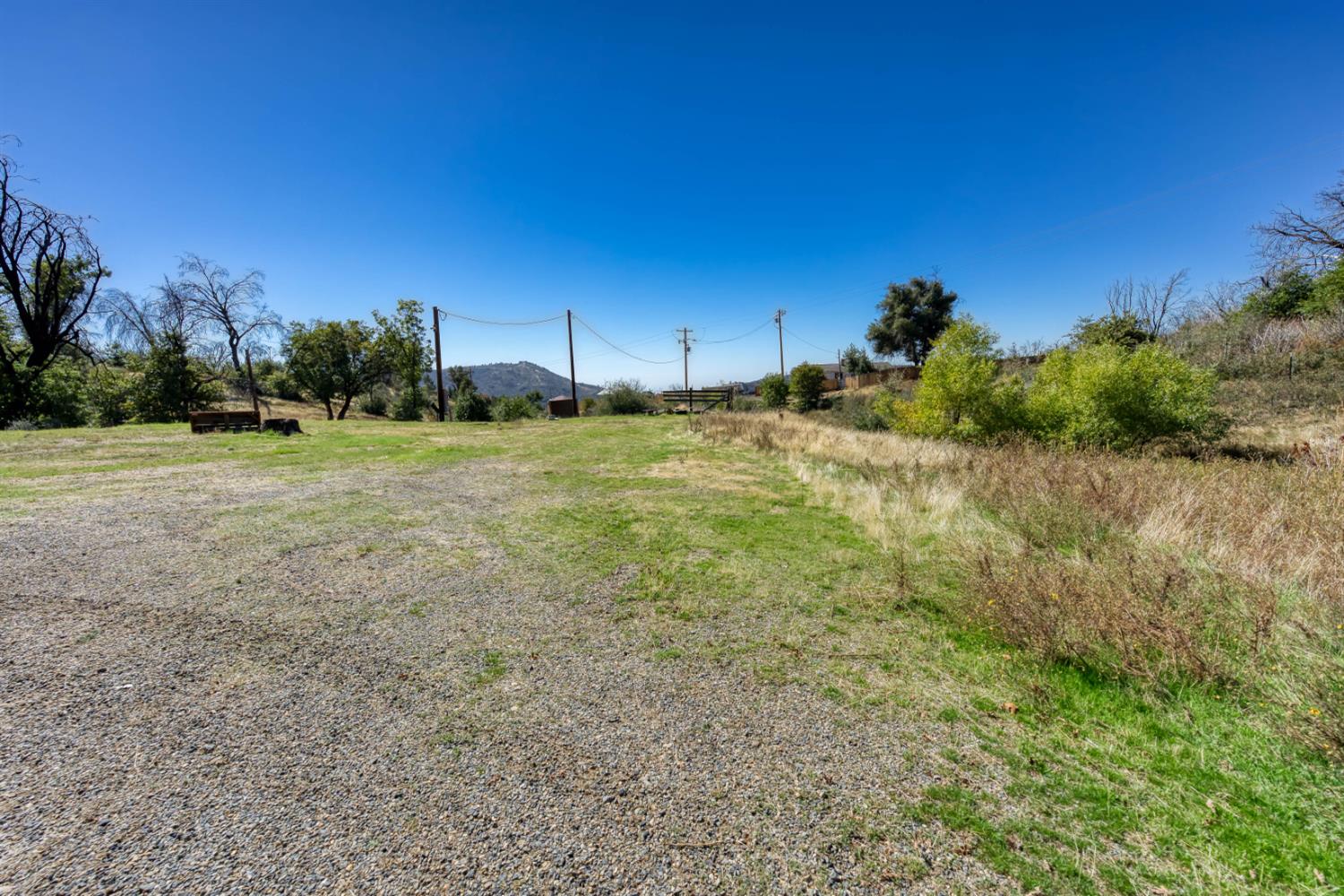36701 Peterson Rd, Auberry, CA 93602