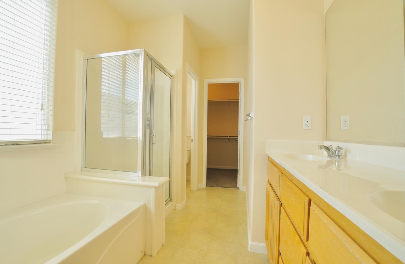 4629 W Javier Way, Fresno, CA 93722