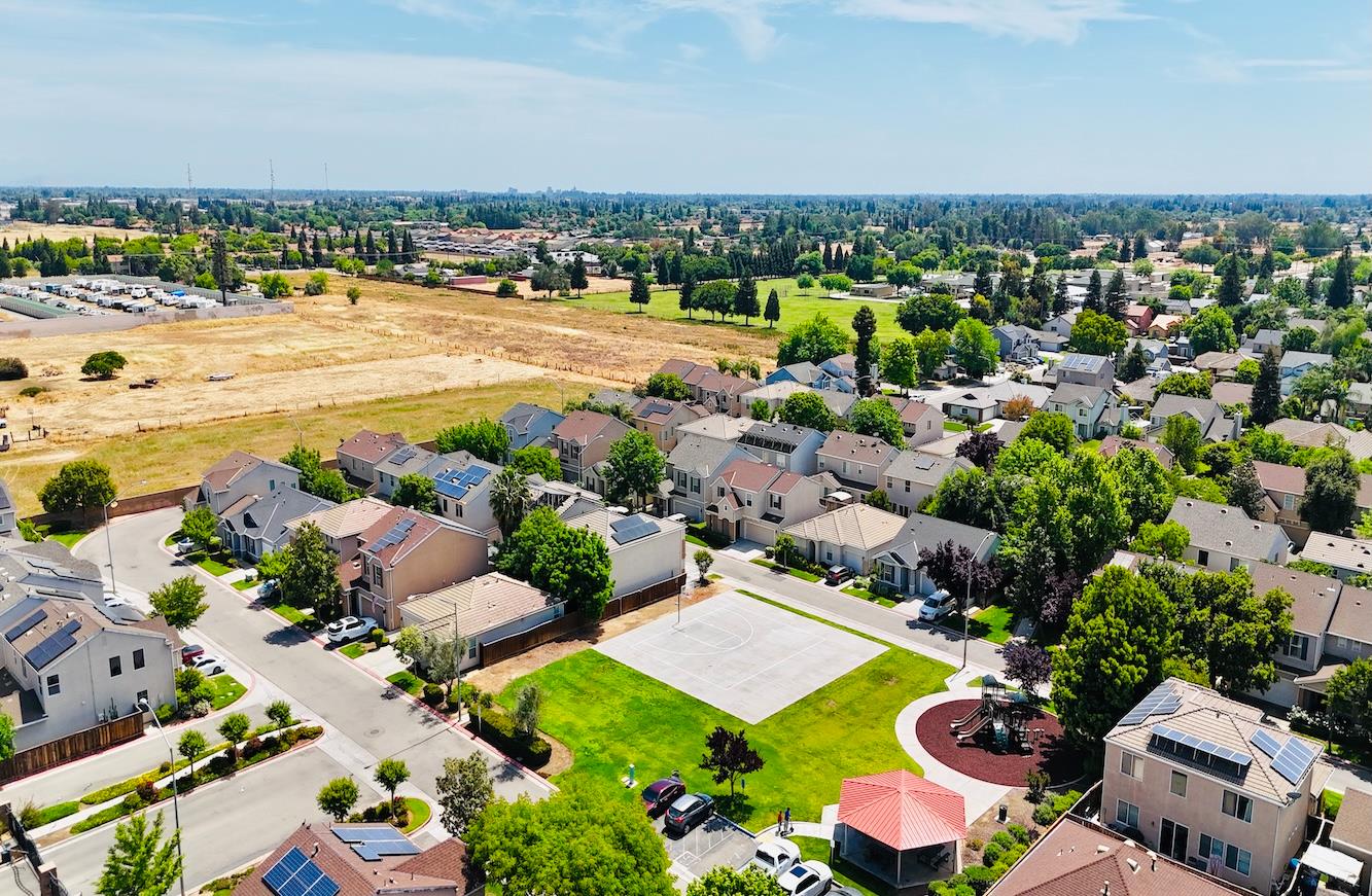 4629 W Javier Way, Fresno, CA 93722