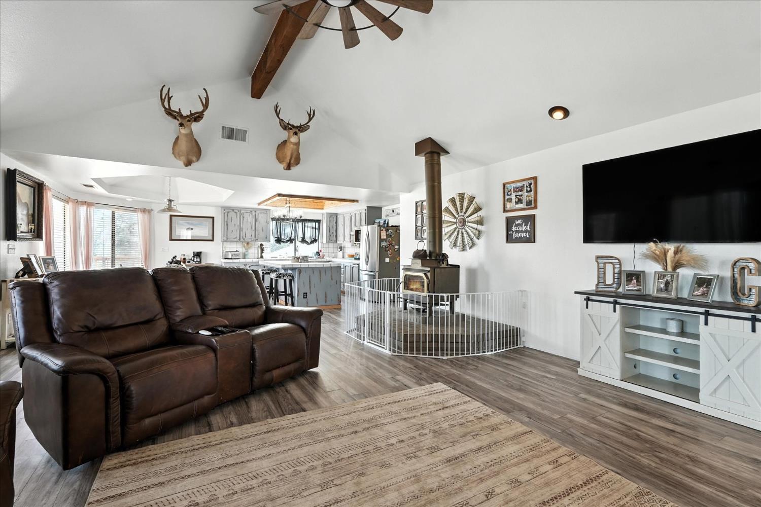 14982 Morgan Canyon (Coyote Hills) Rd, Prather, CA 93651