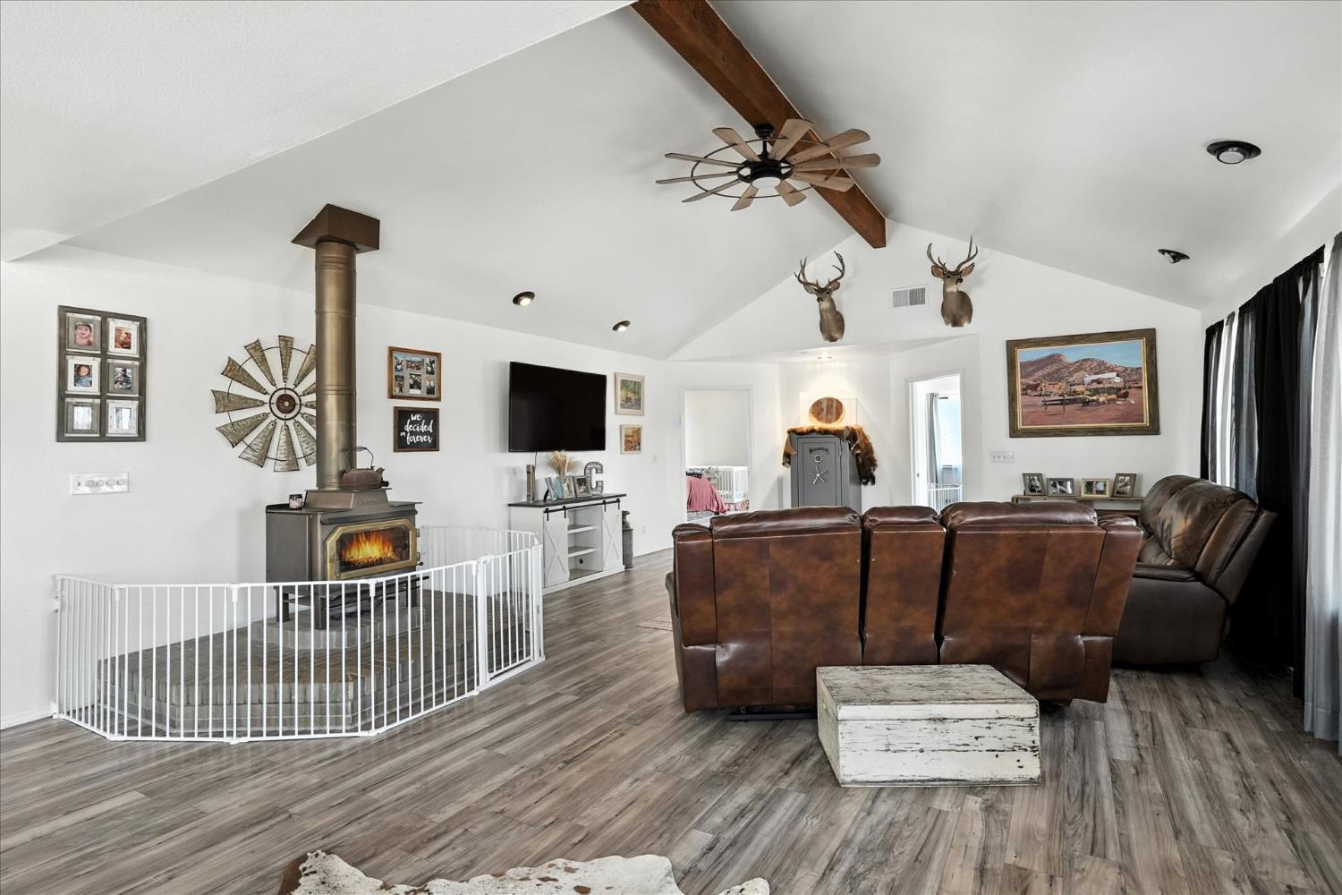 14982 Morgan Canyon (Coyote Hills) Rd, Prather, CA 93651