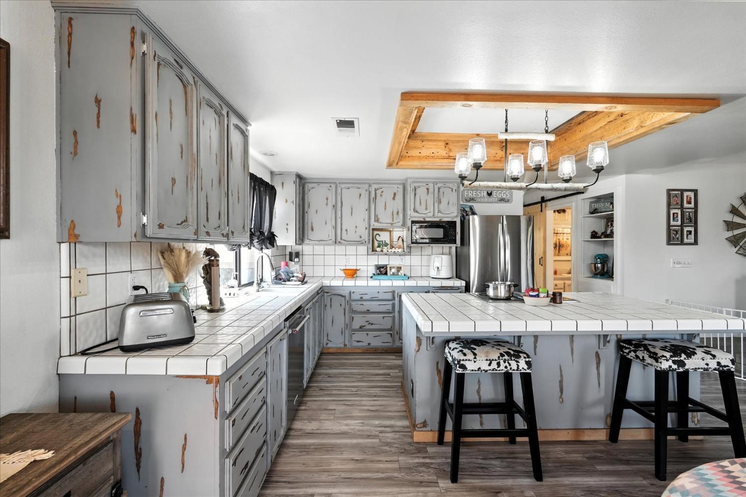 14982 Morgan Canyon (Coyote Hills) Rd, Prather, CA 93651