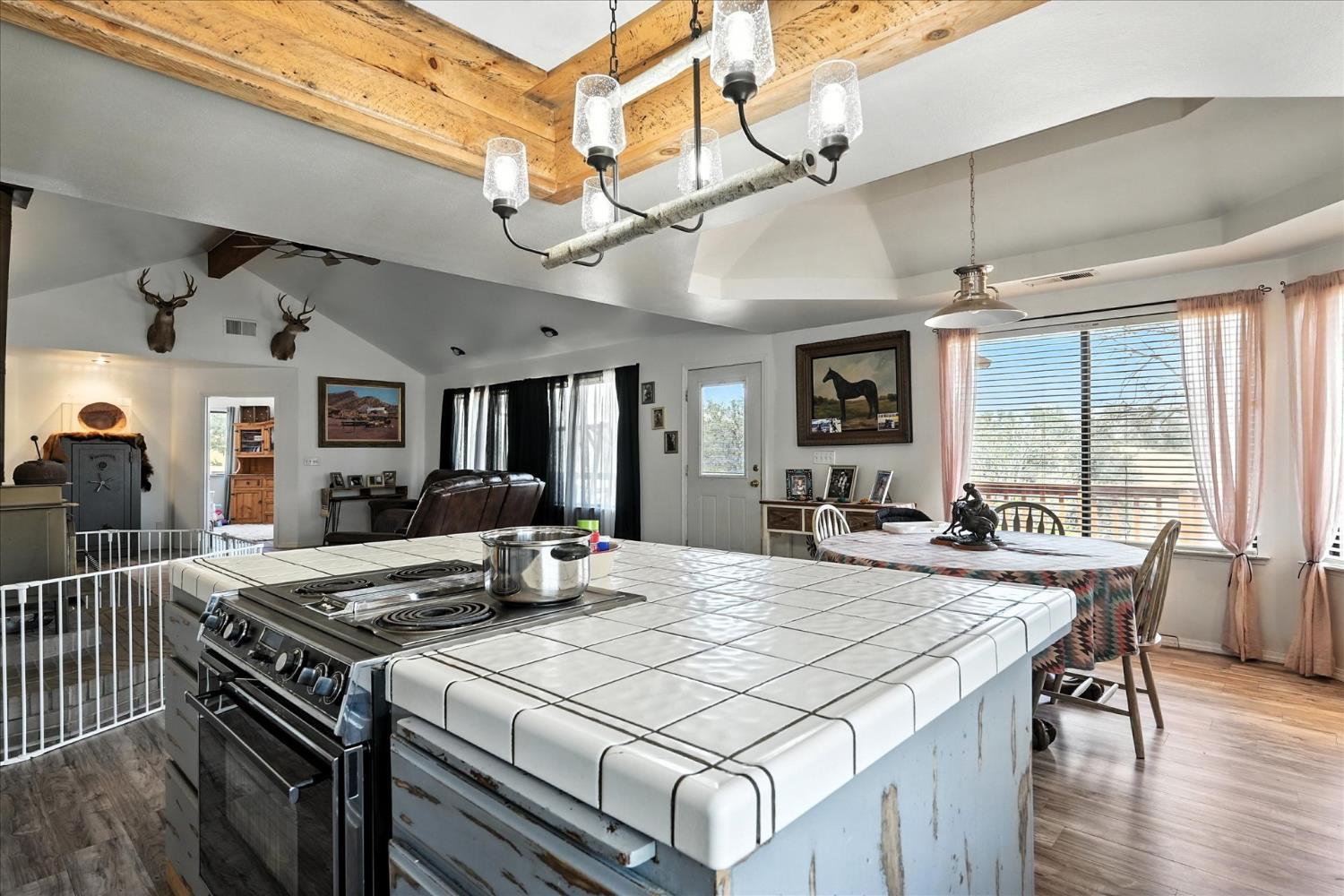 14982 Morgan Canyon (Coyote Hills) Rd, Prather, CA 93651