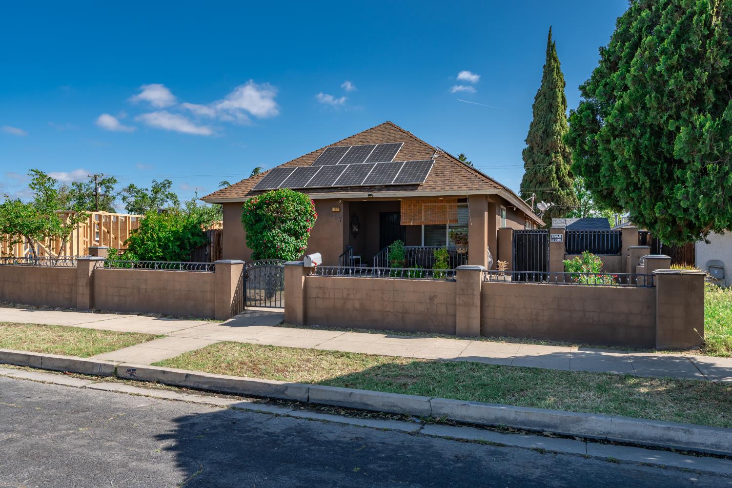 117 N N St, Madera, CA 93637