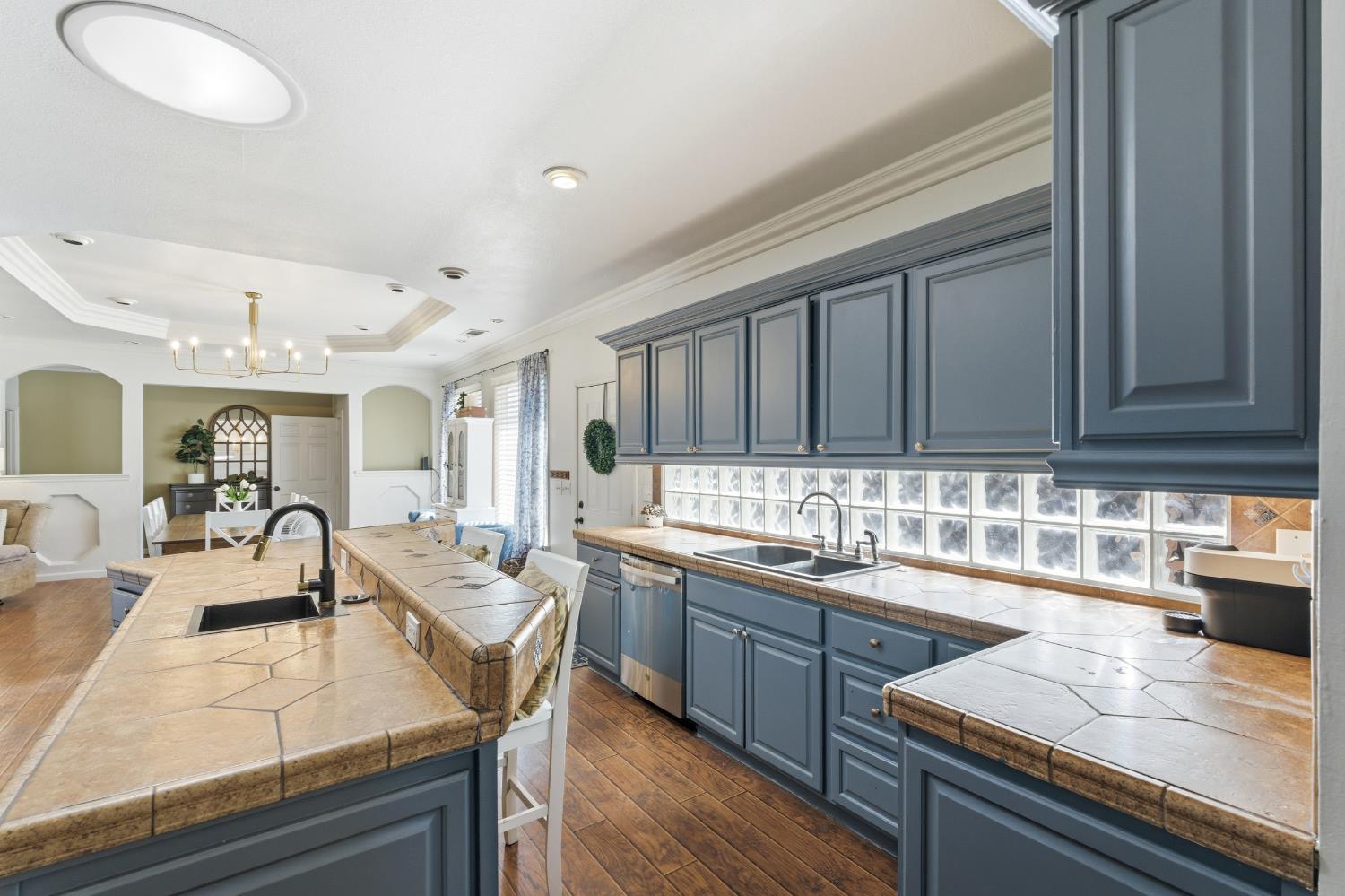 117 N N St, Madera, CA 93637