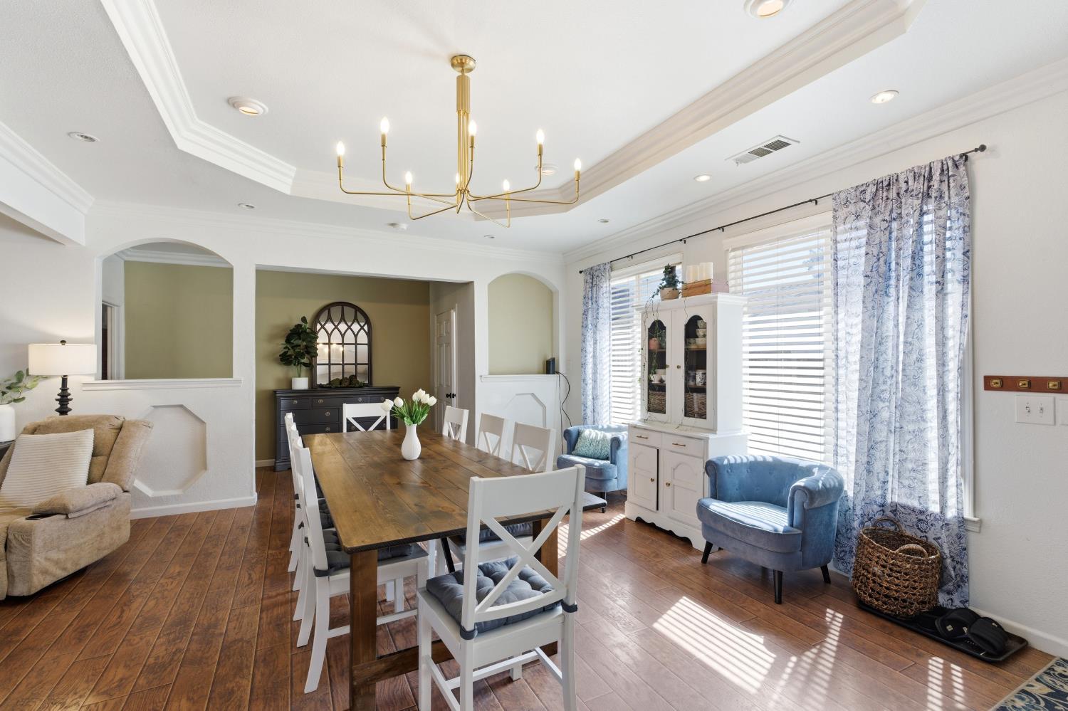 117 N N St, Madera, CA 93637