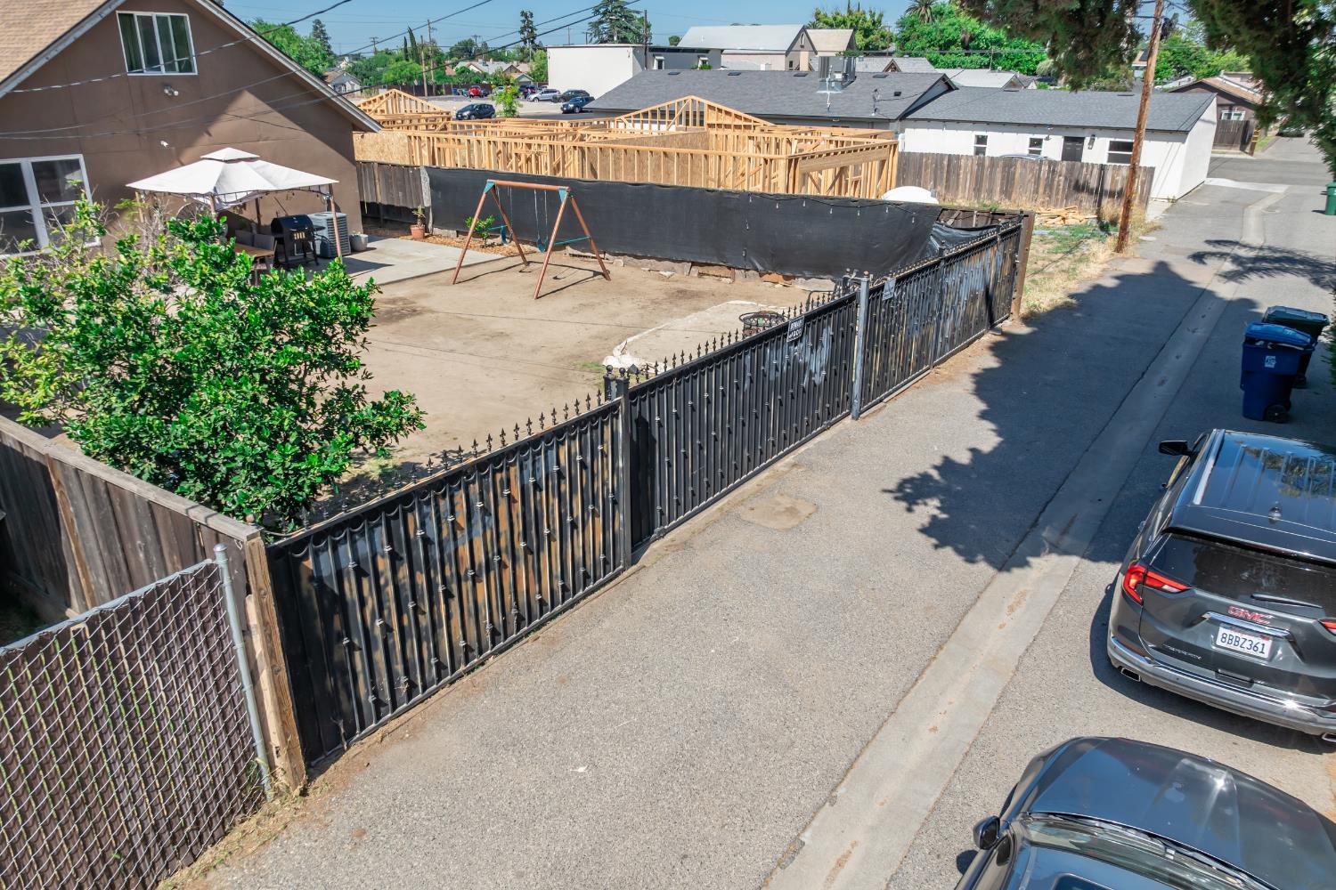 117 N N St, Madera, CA 93637