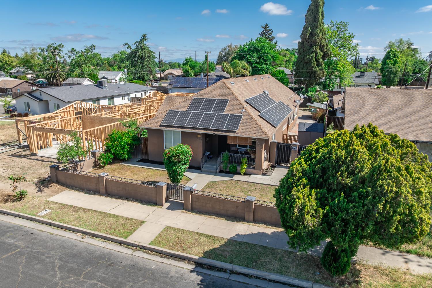 117 N N St, Madera, CA 93637